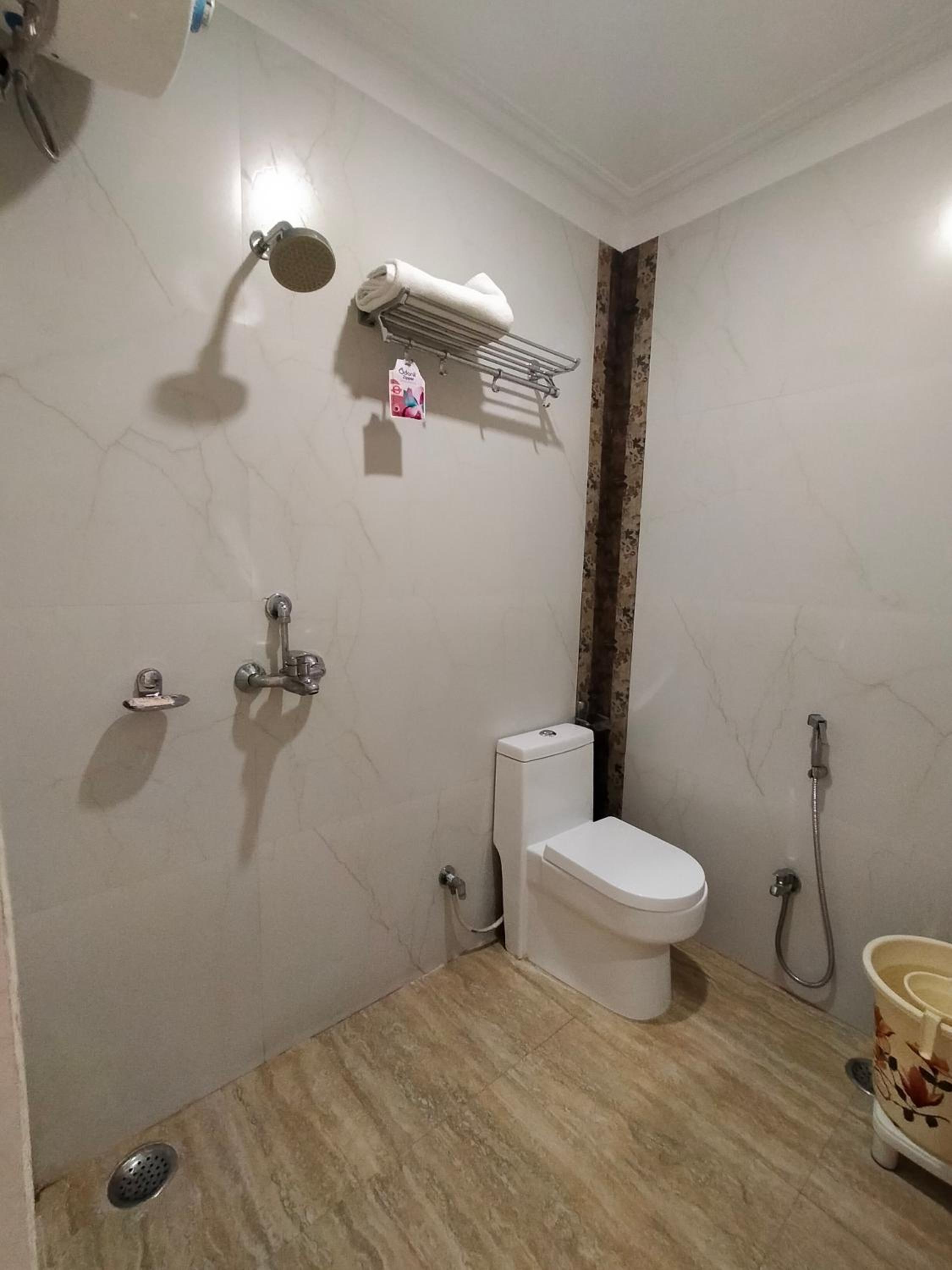 Deluxe Twin Room - Photo 6