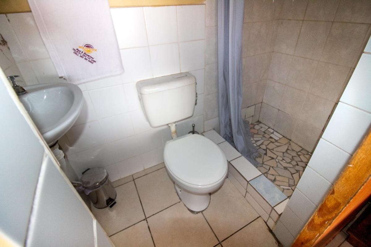 Deluxe Double Room with Balcony photo 2