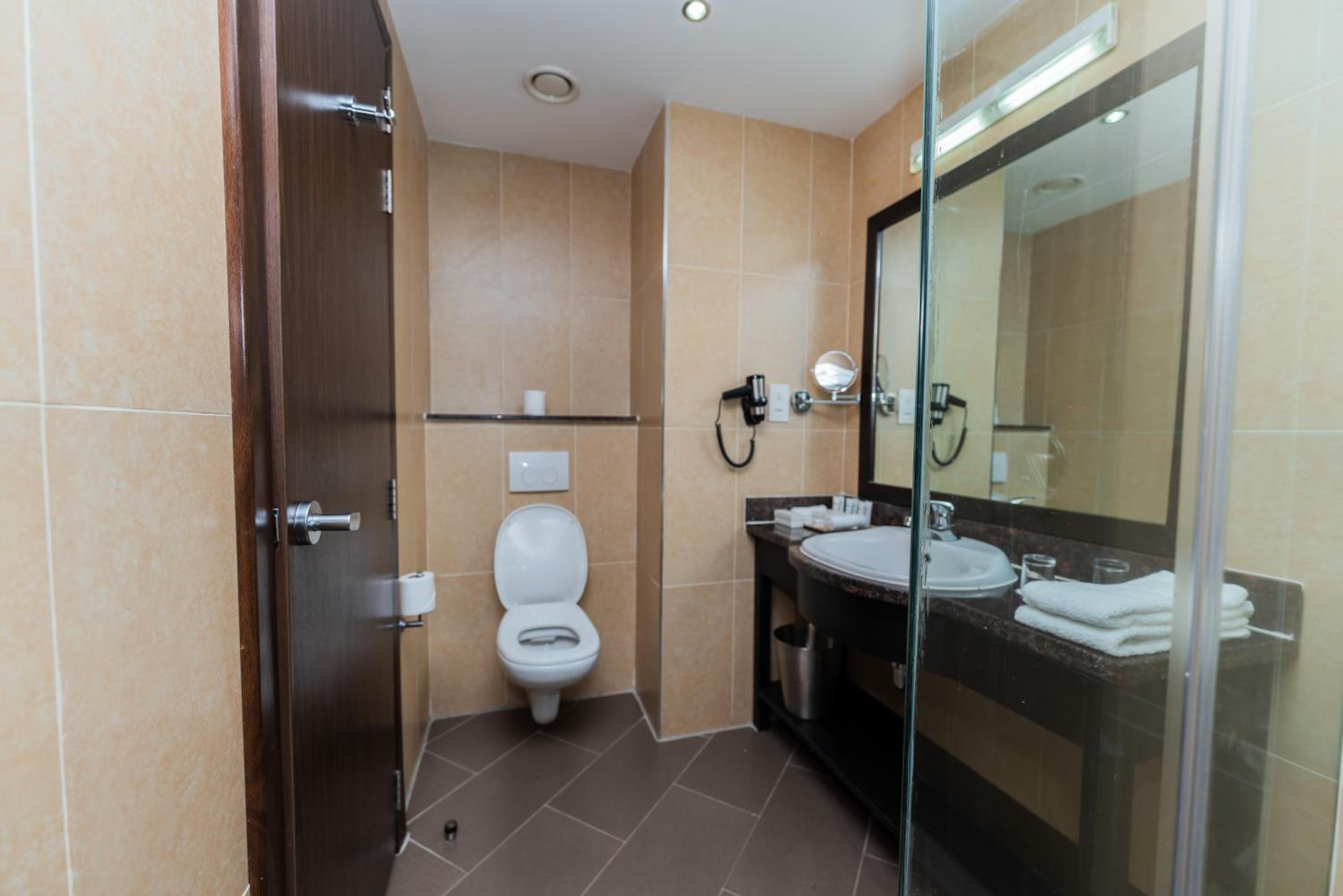 Standard Twin Room with Mountain View photo 3