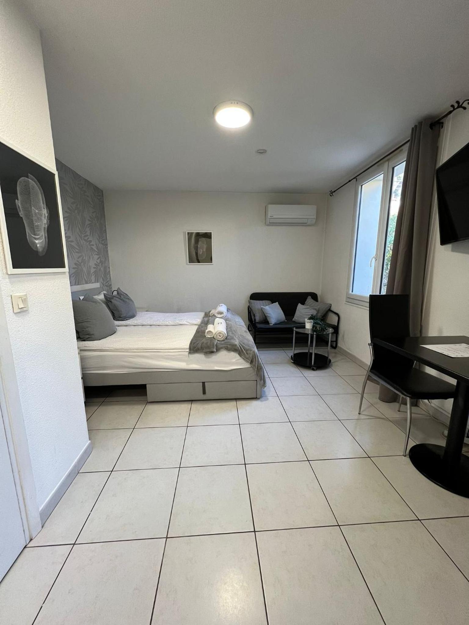 Apartment - Photo 6