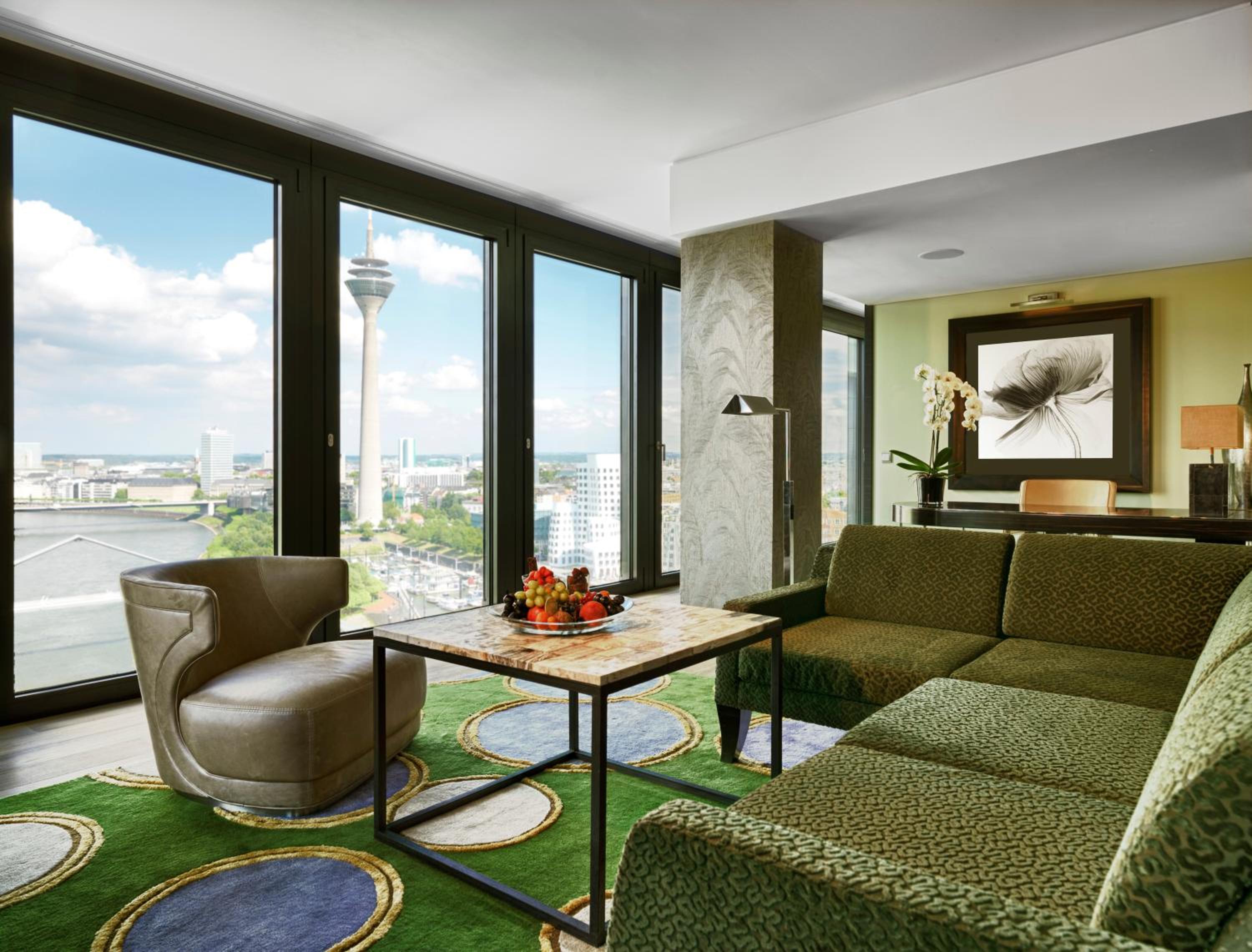 King Suite With Harbour View