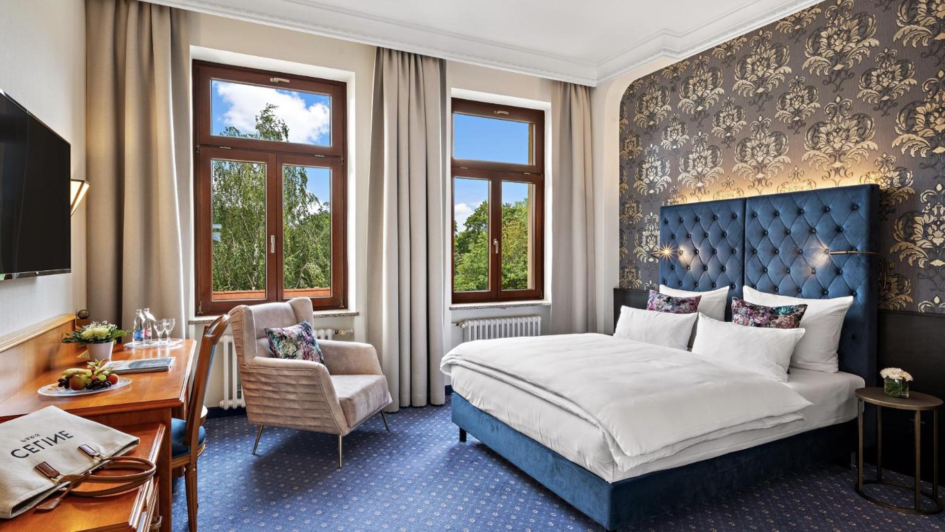 Courtyard Room ( Single or Double Room )  - Photo 7