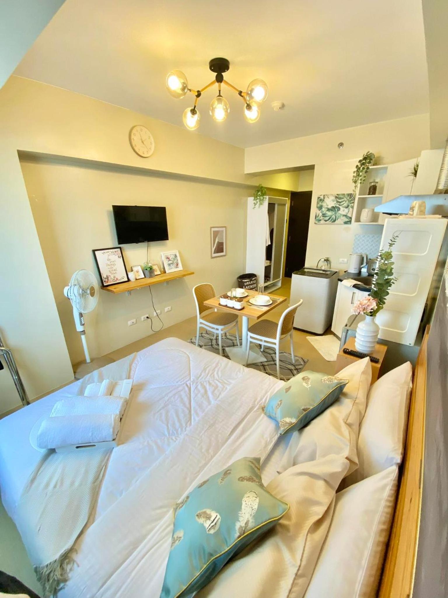 Studio Apartment photo 3