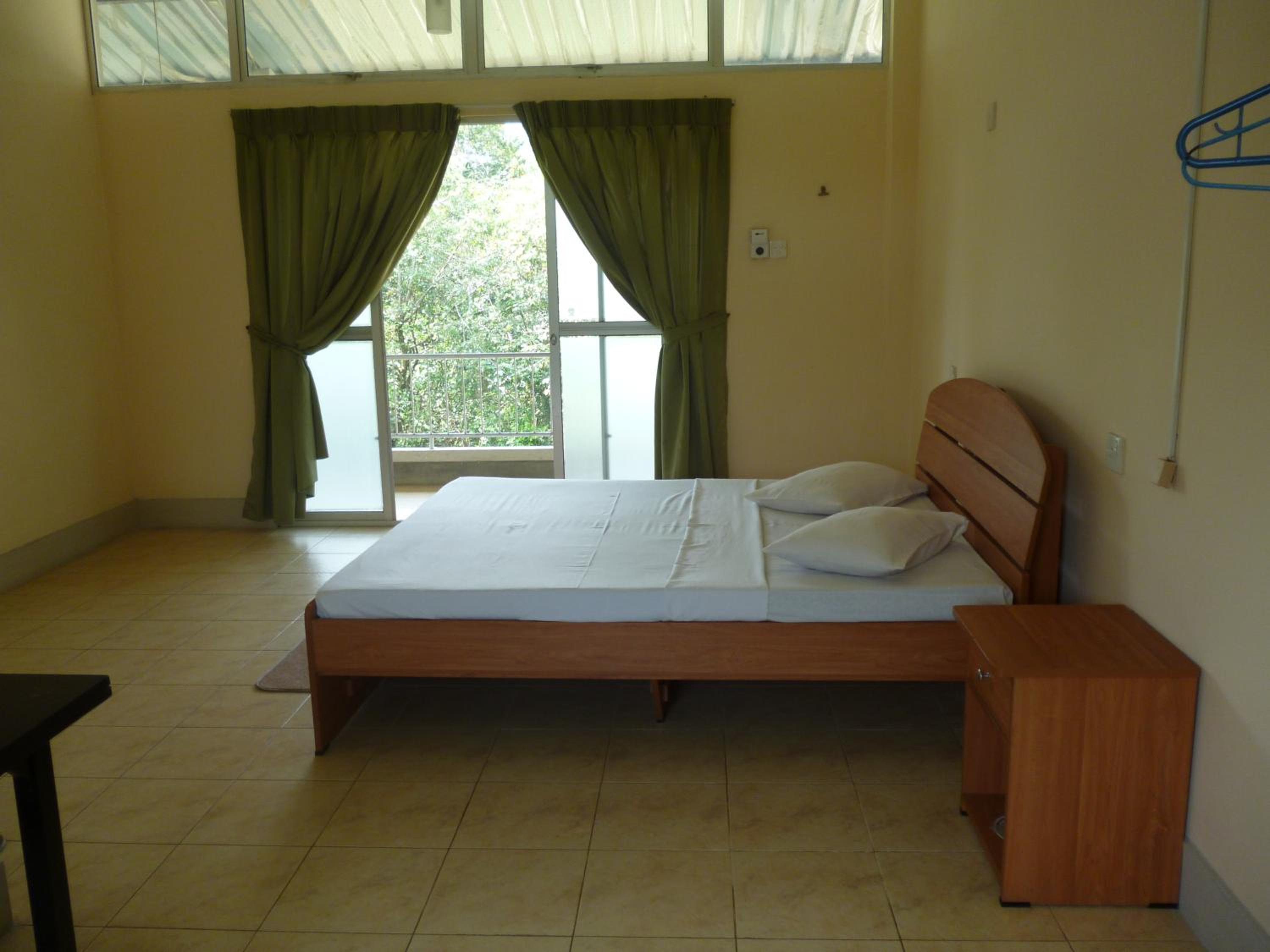 Standard AC Room - Photo 8