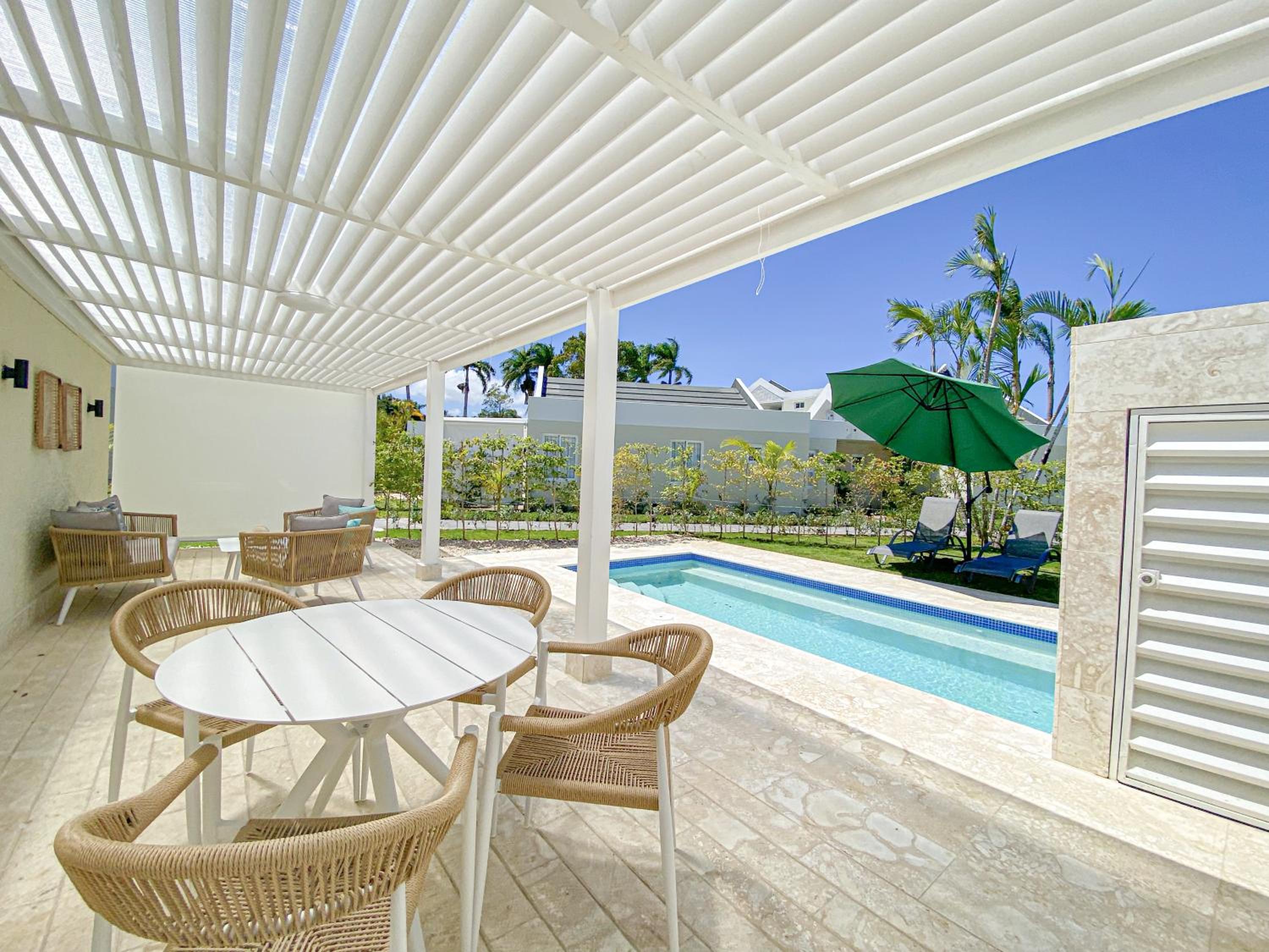 Villa with Private Pool photo 2