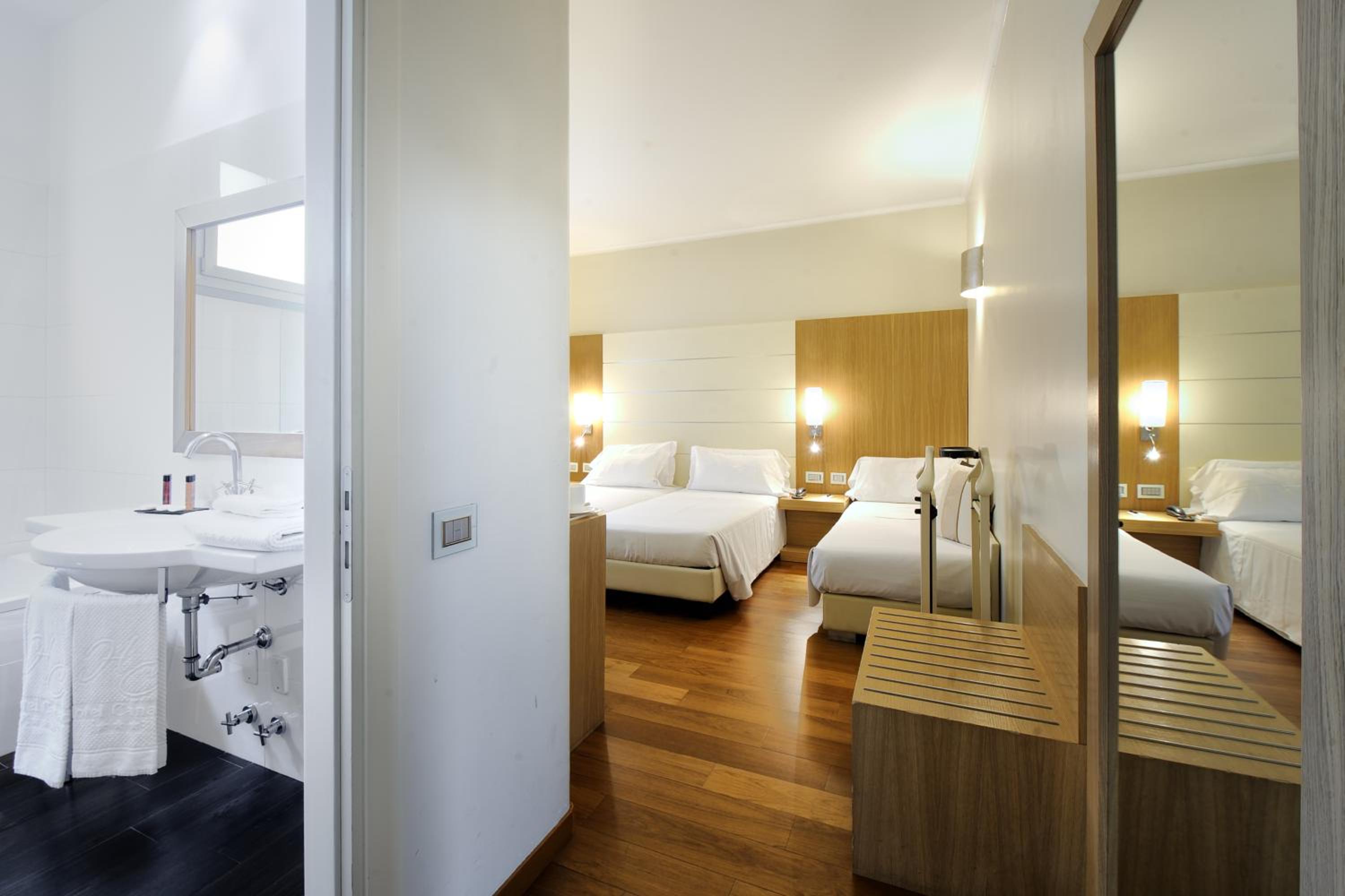 Executive Triple Room