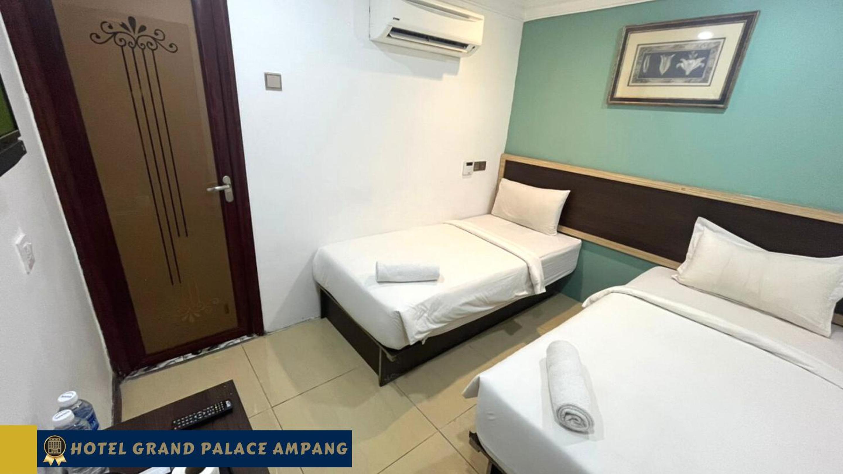 Standard Twin Room photo 3