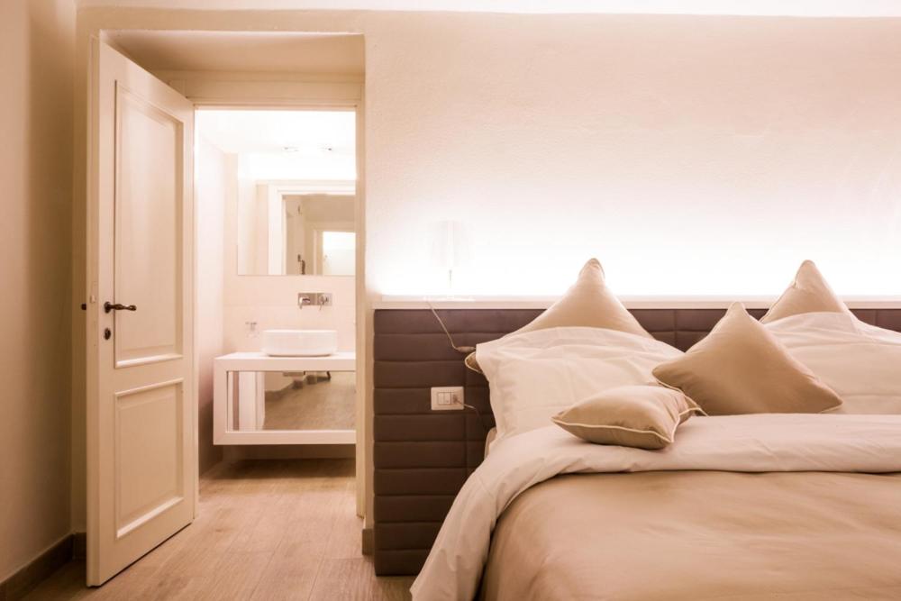Suite (2 Adults) photo 2