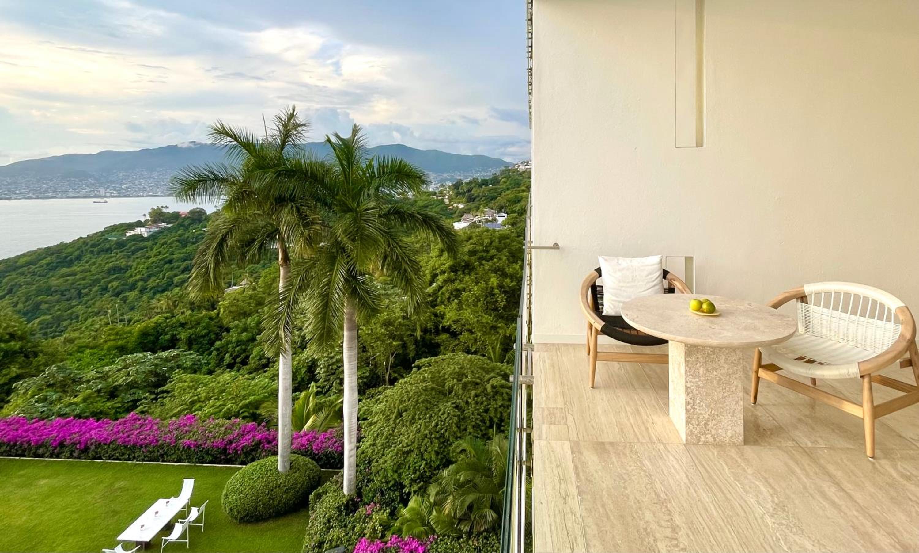 Double Suite with Balcony  photo 2