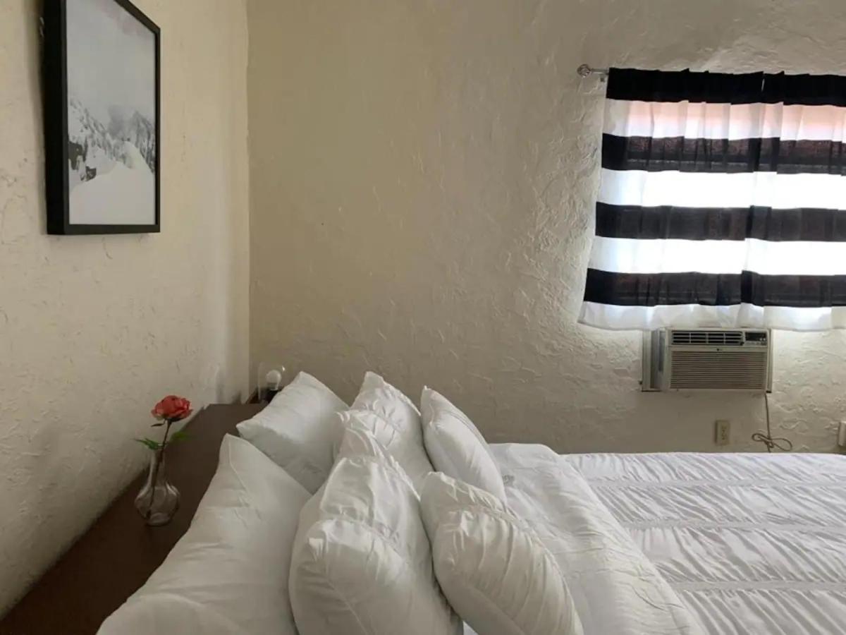 Standard Double Room photo 3