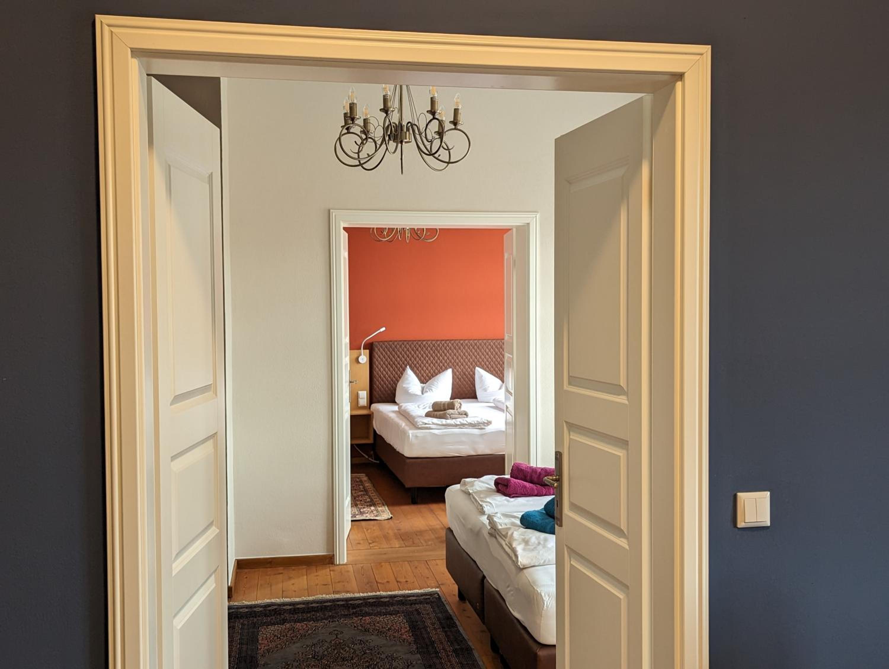 Two-Bedroom Apartment - Photo 7