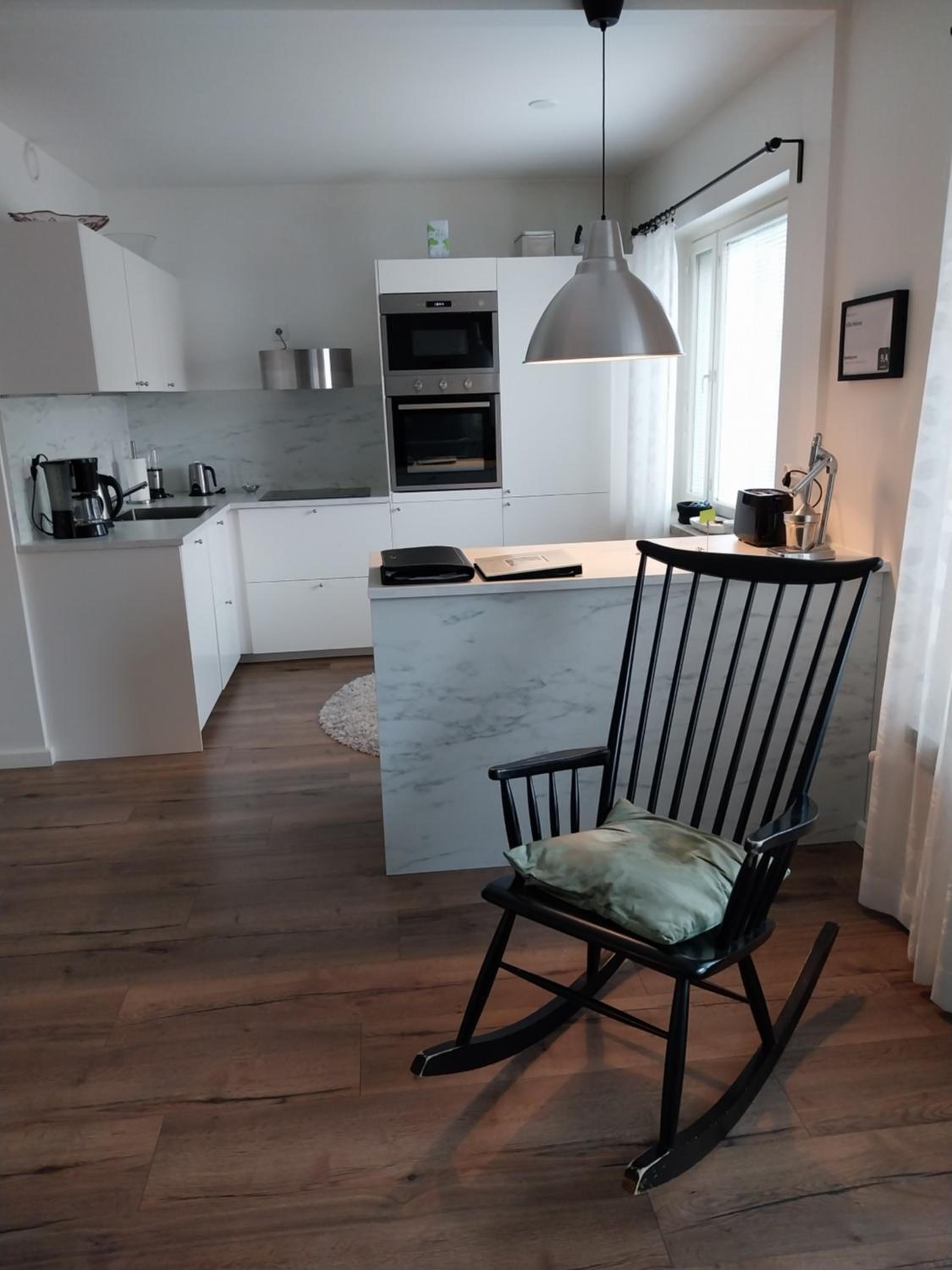 One-Bedroom Apartment - Photo 15