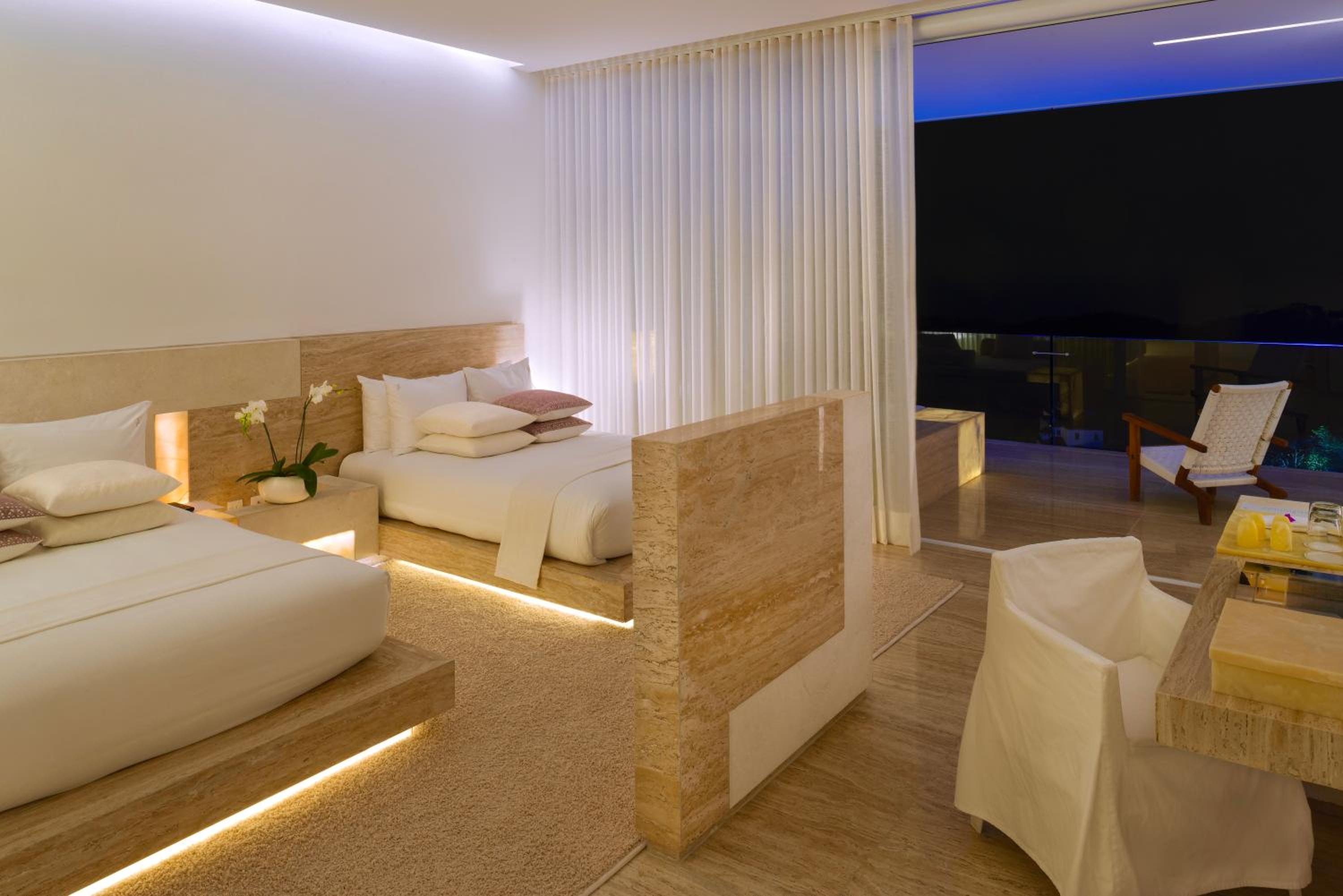 Double Suite with Balcony  photo 3