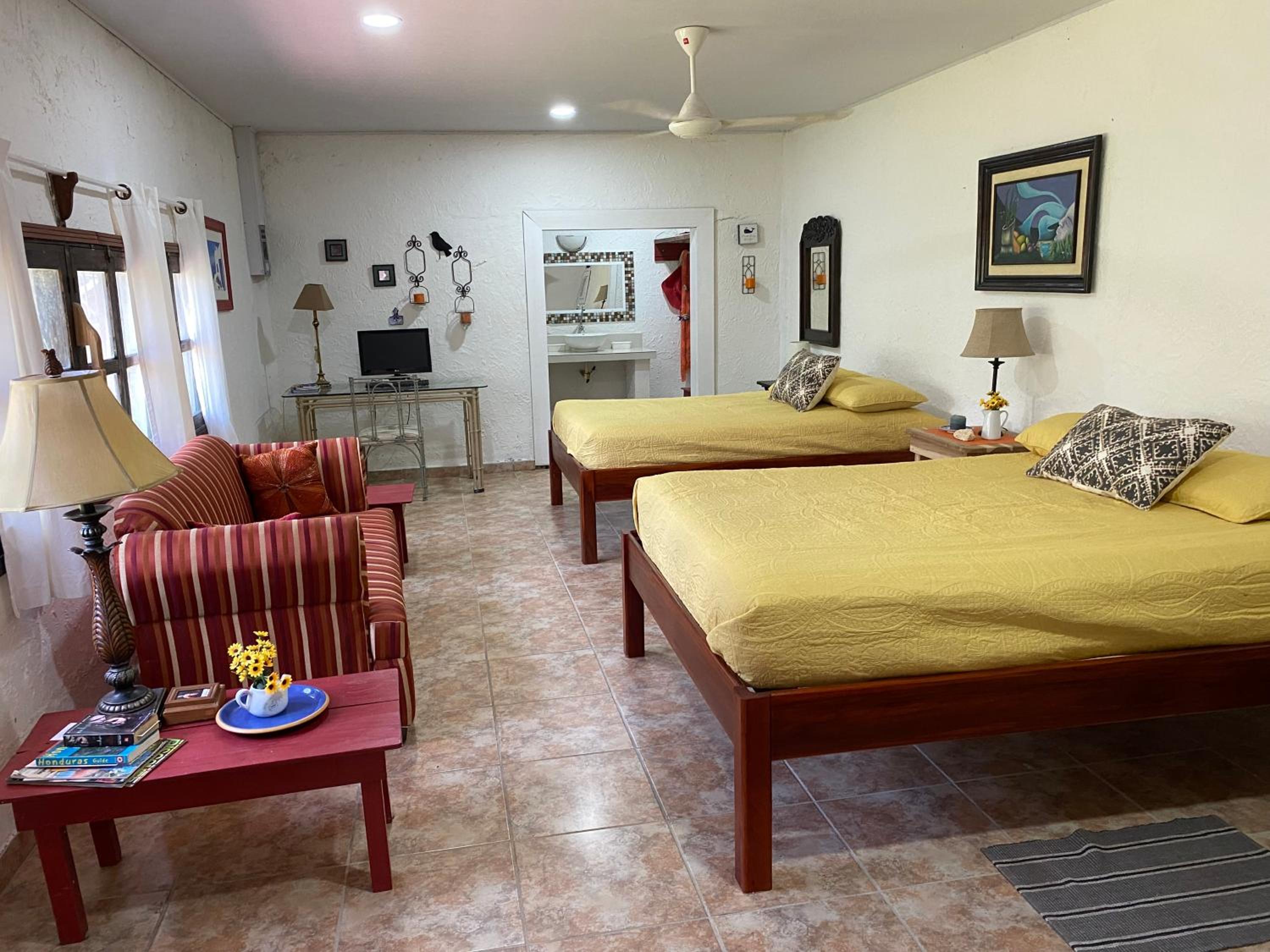 One-Bedroom House photo 1