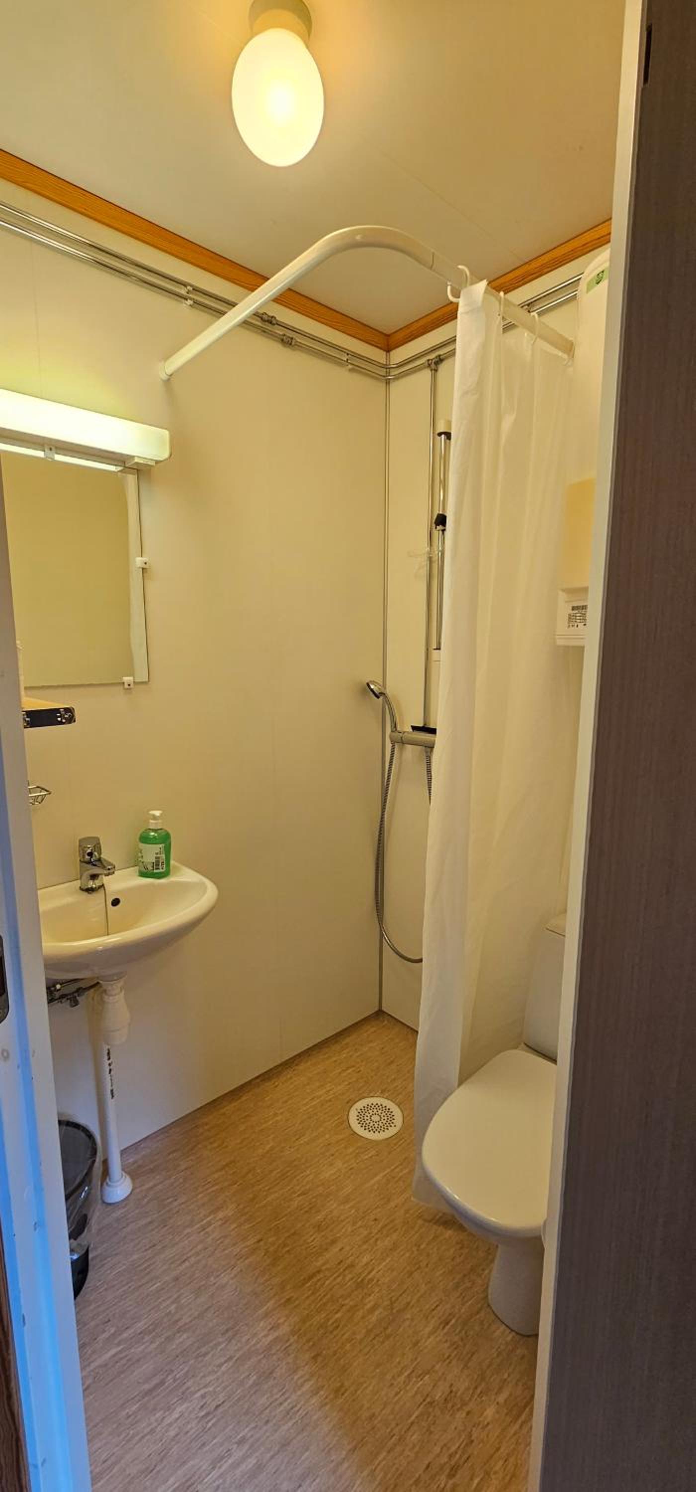 Small Double Or Twin Room photo 3