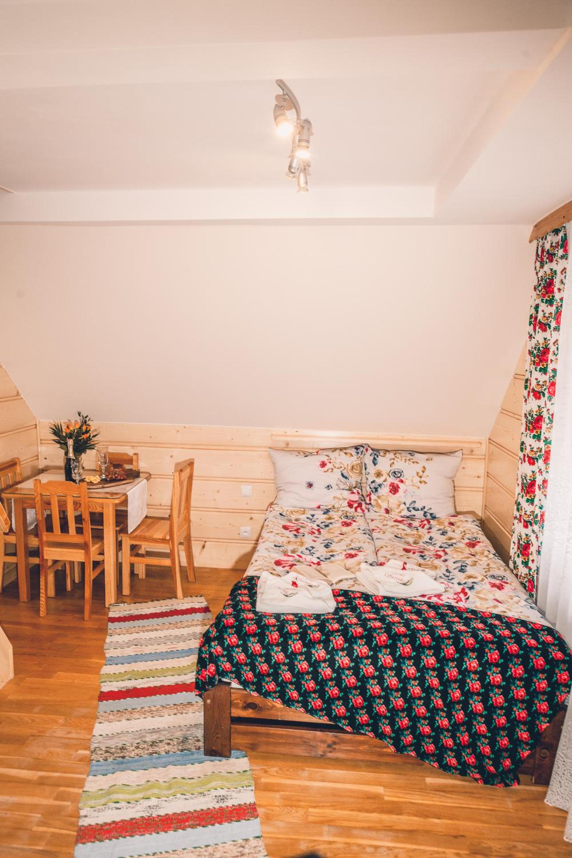 Family Room with Balcony - Photo 2