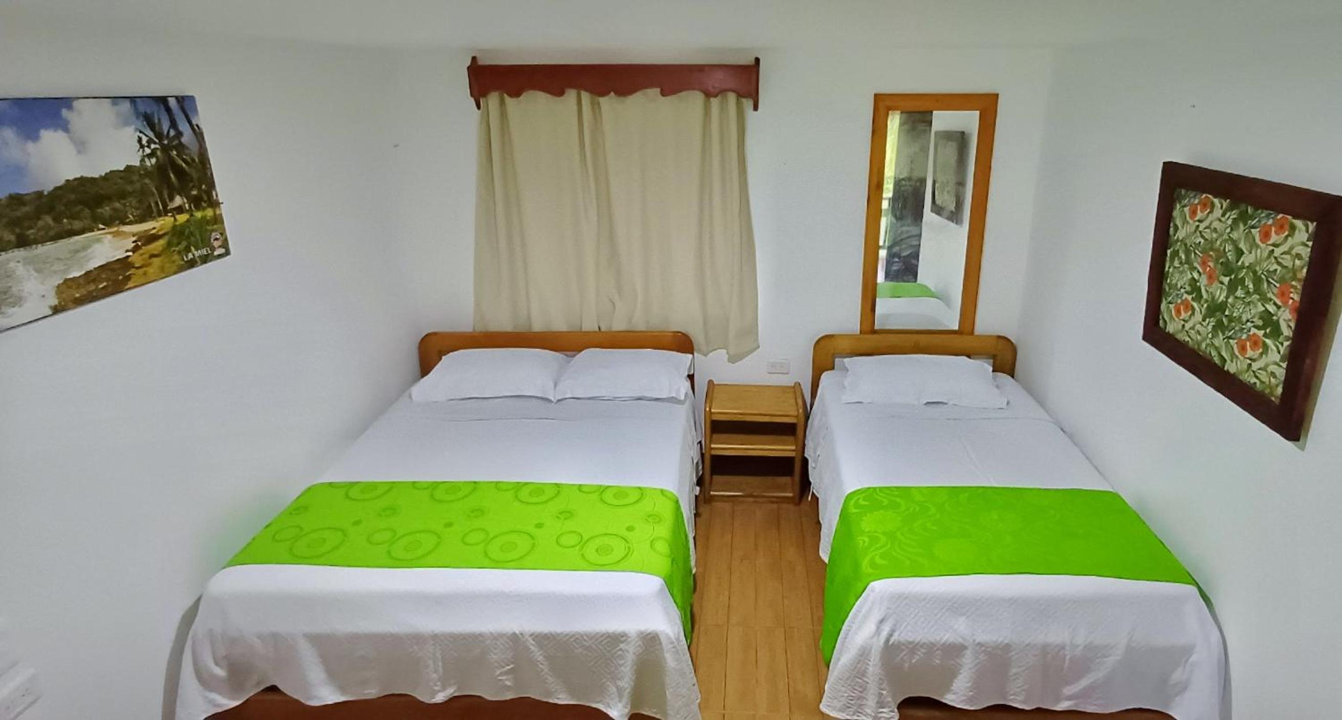 Quadruple Room with Terrace photo 2