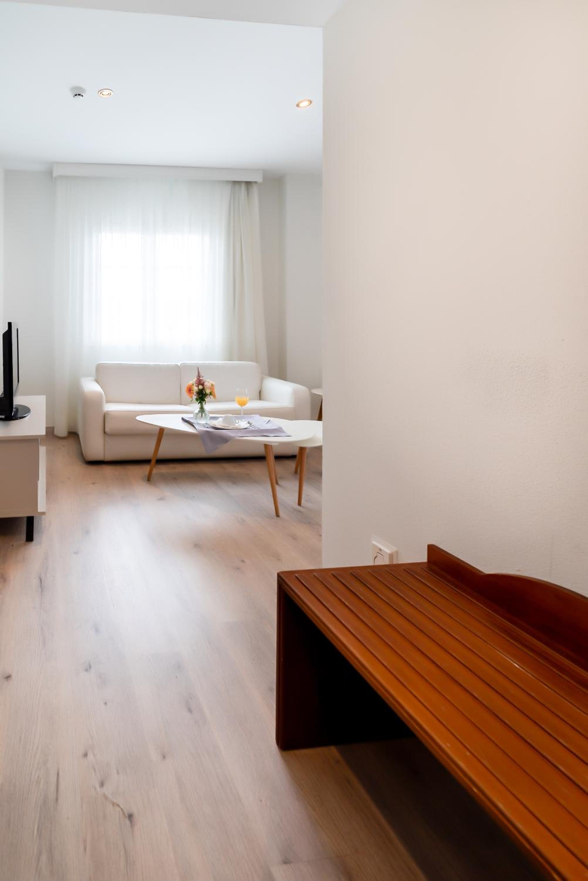 Superior Double or Twin Room - Photo 4