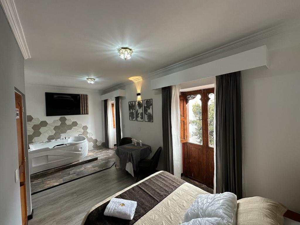Suite photo 1