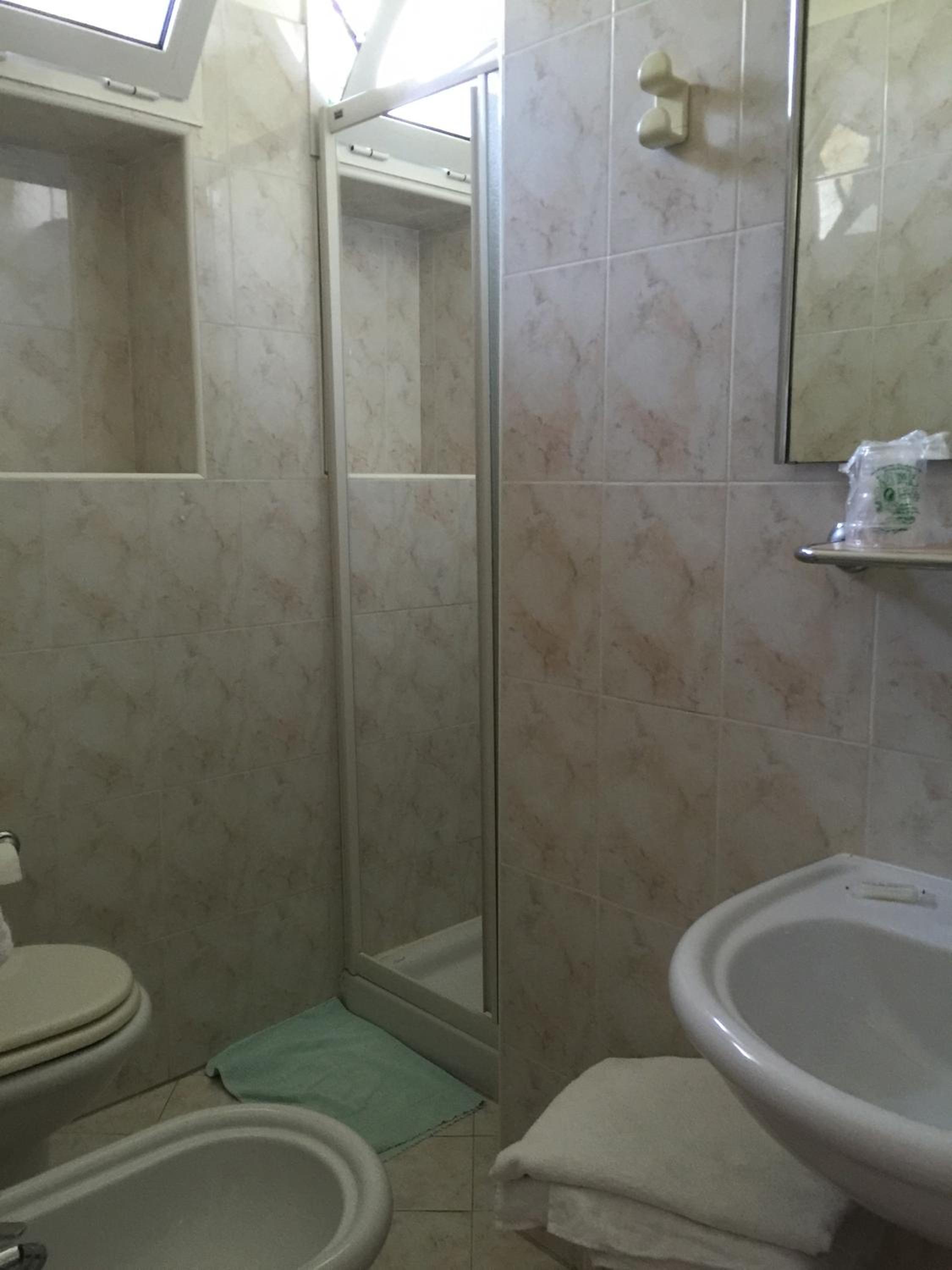 Double Room - Ground Floor photo 2