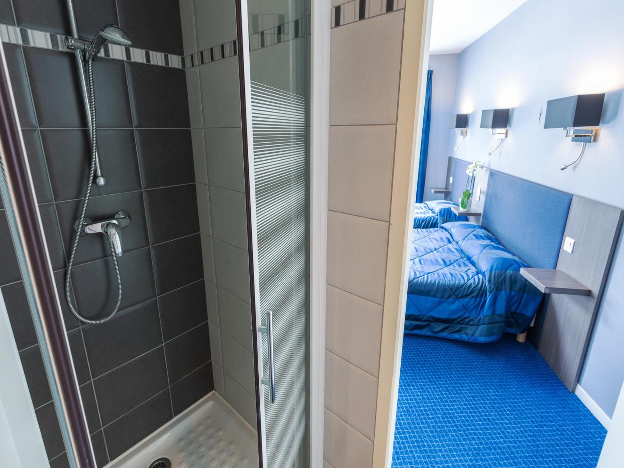 Double Room - Photo 10