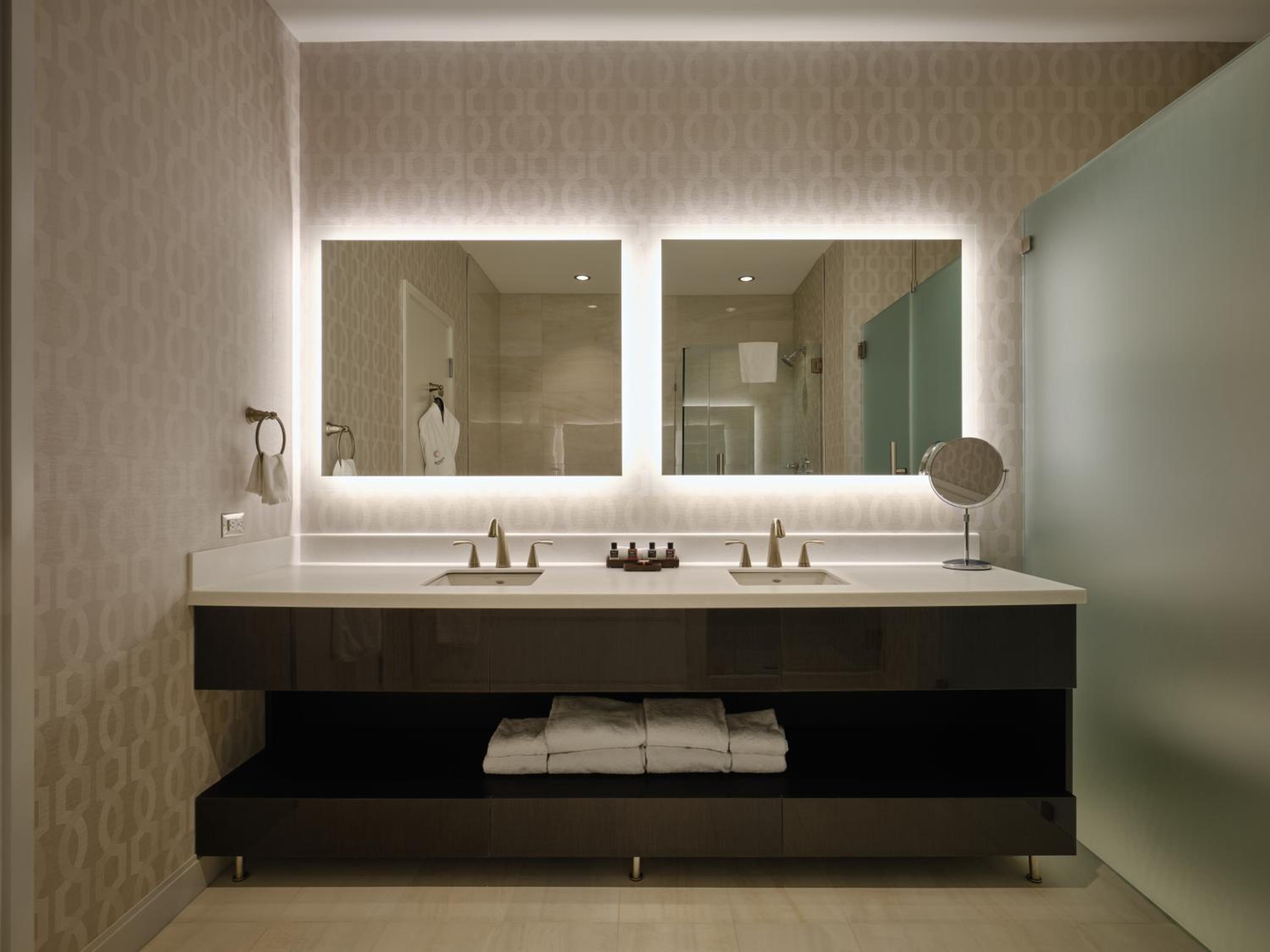 Executive Suite - Photo 4