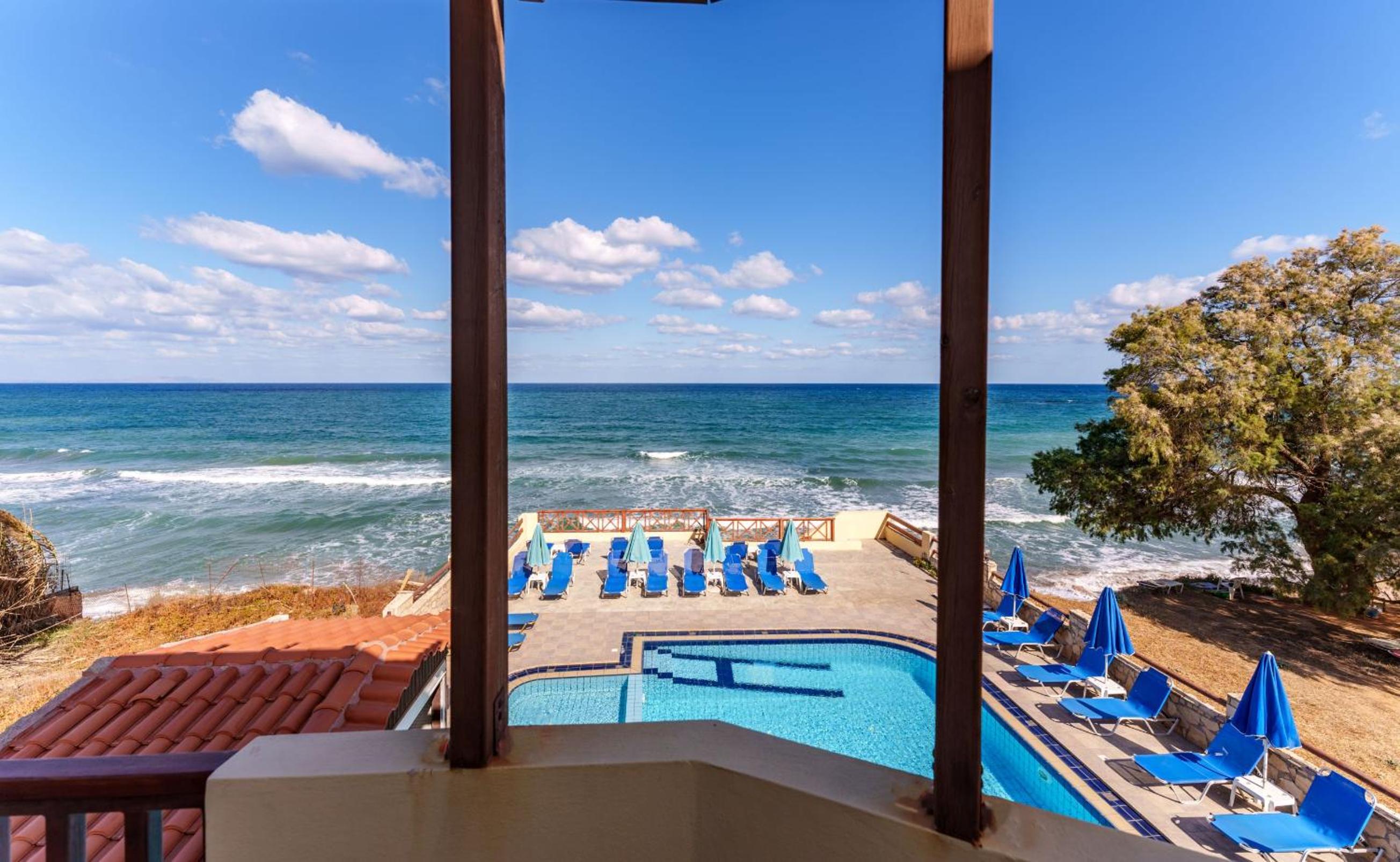 Triple Room with Sea View photo 2