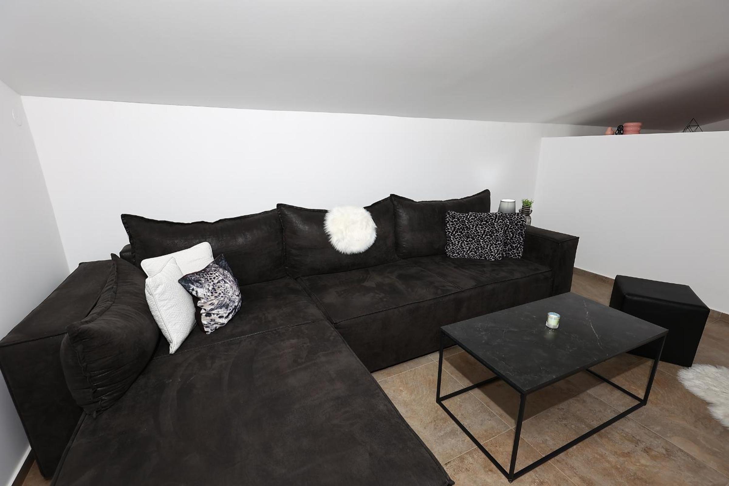 Twin Room with Terrace photo 2