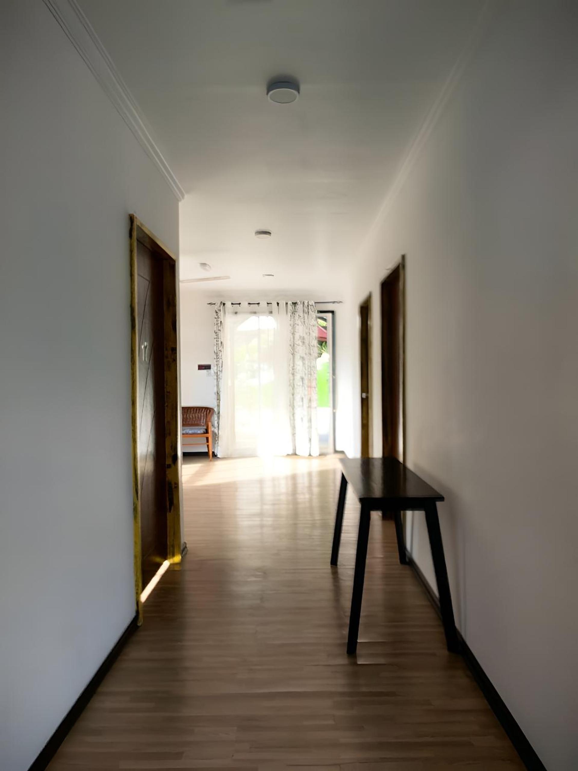 Family Room - Photo 8