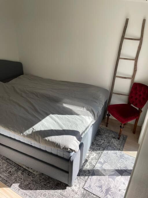 Two-Bedroom House photo 3