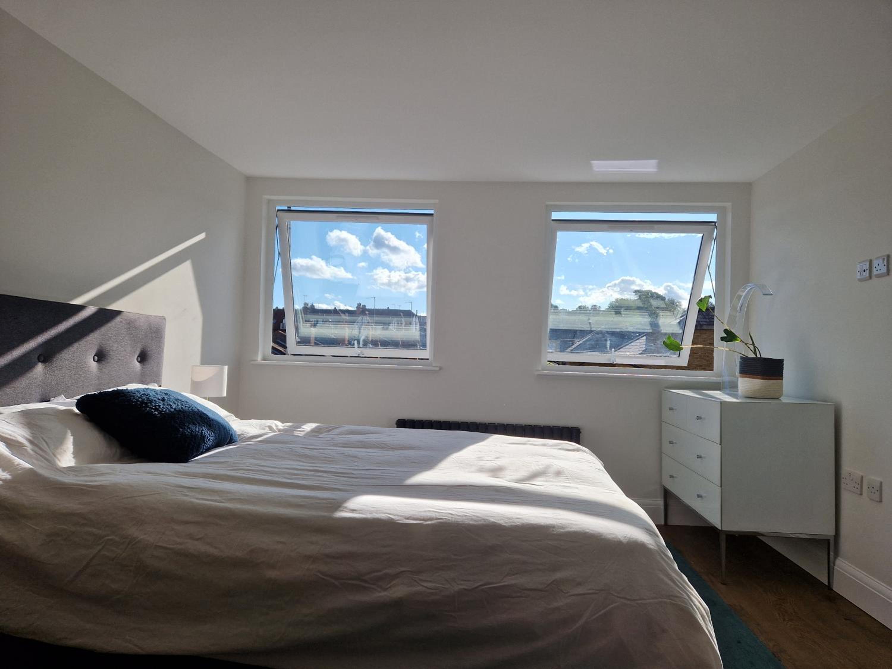 Three-Bedroom Apartment photo 2