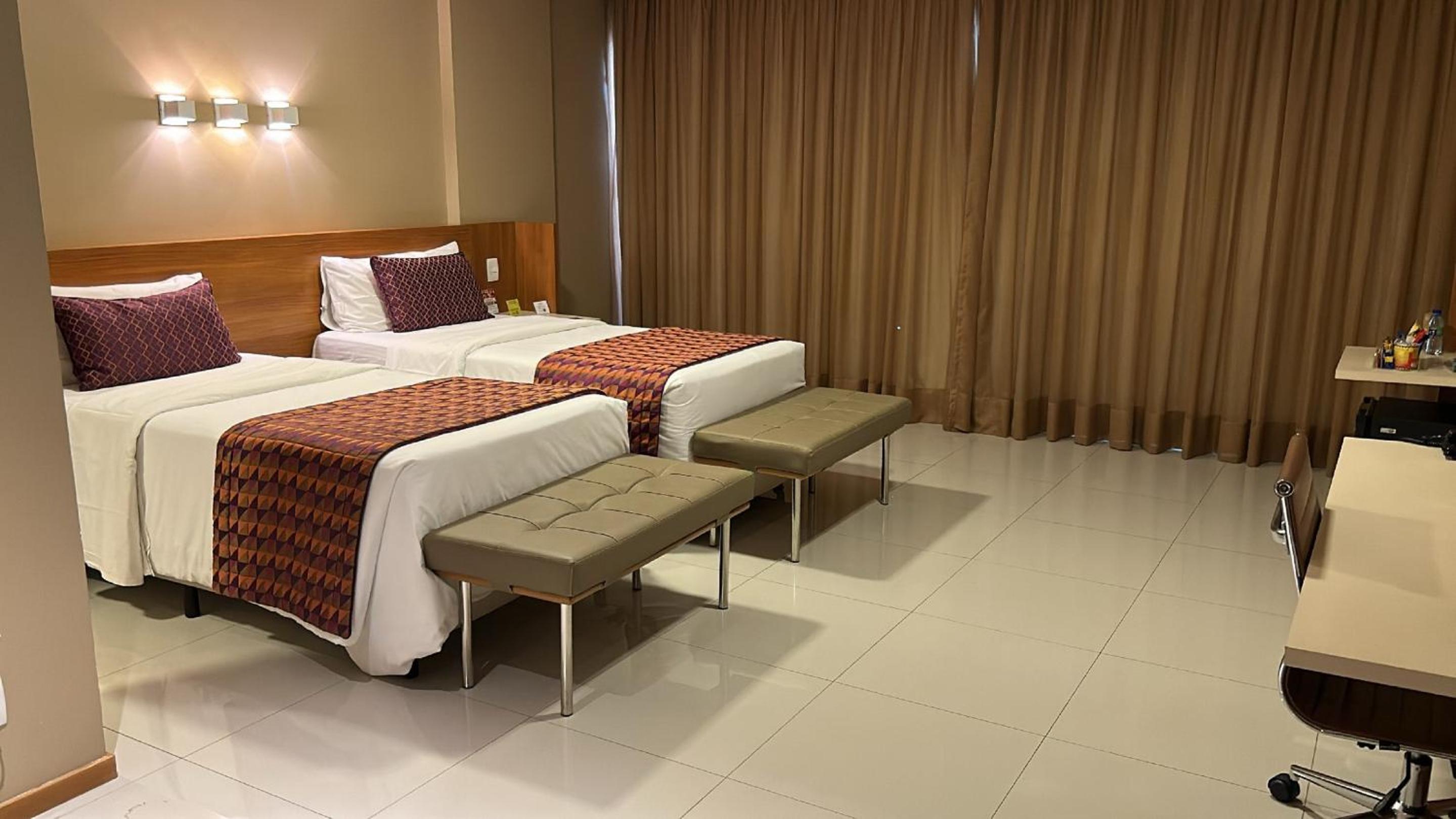 Deluxe Twin Room