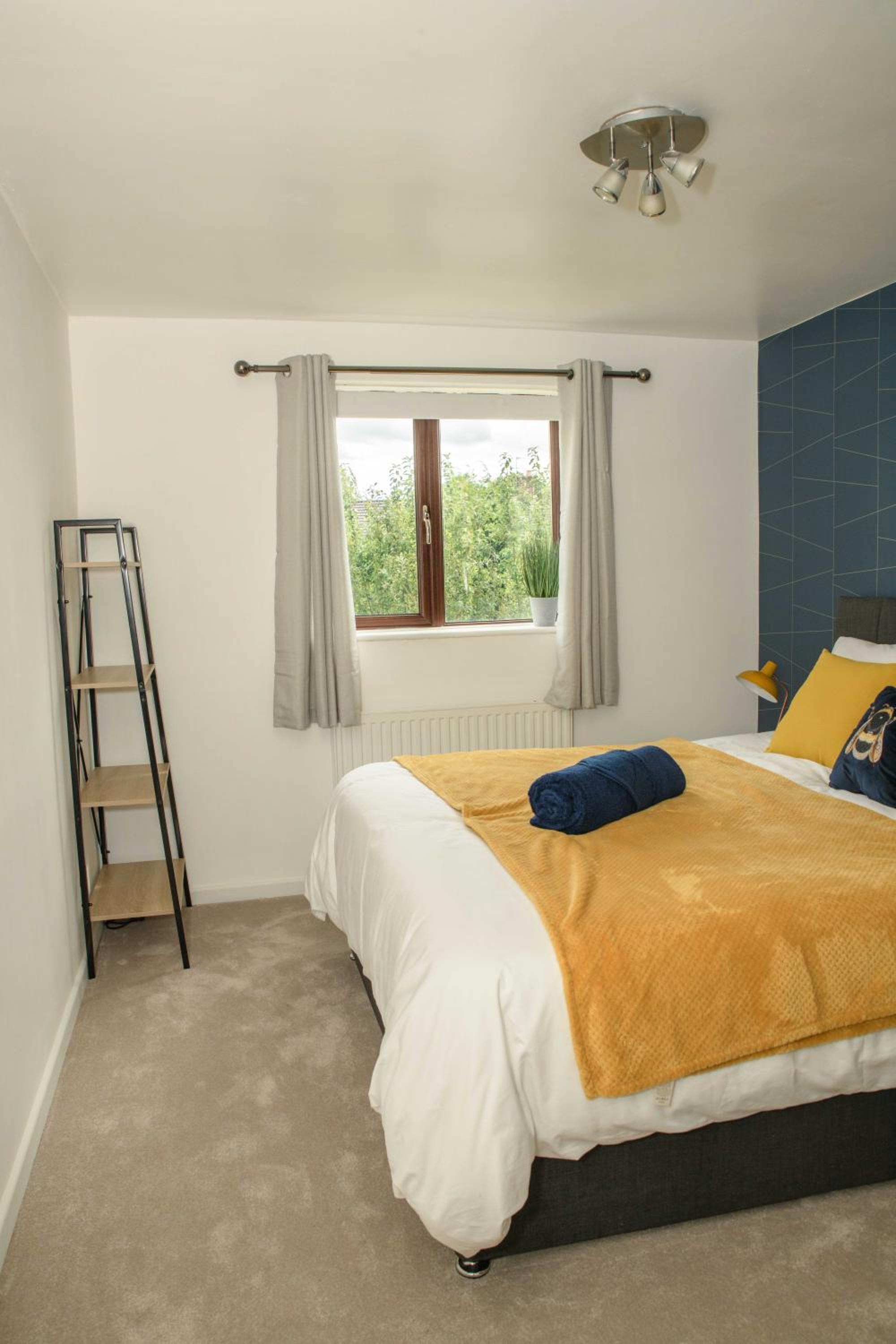 Three-Bedroom House photo 1