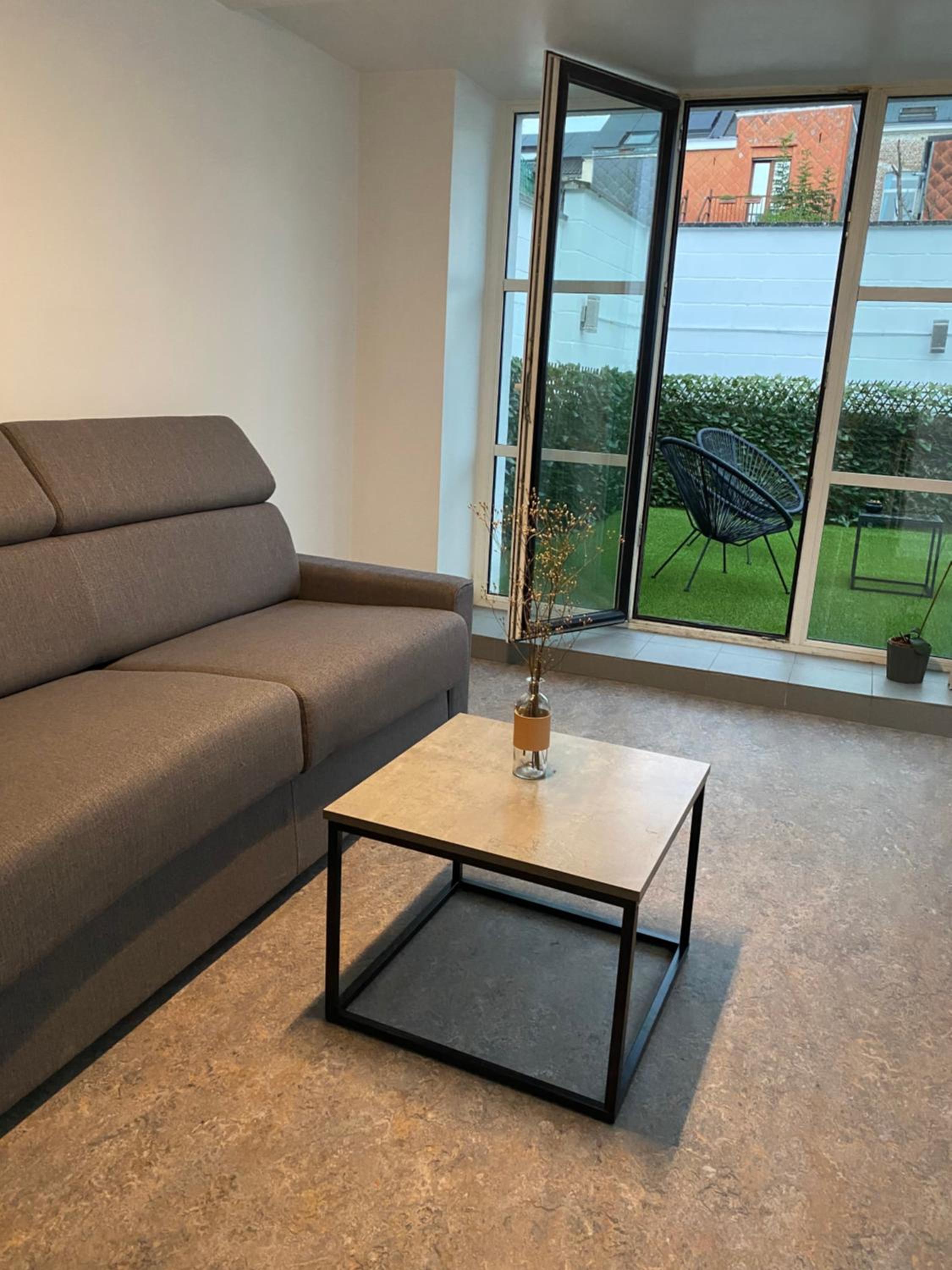 Apartment with Terrace