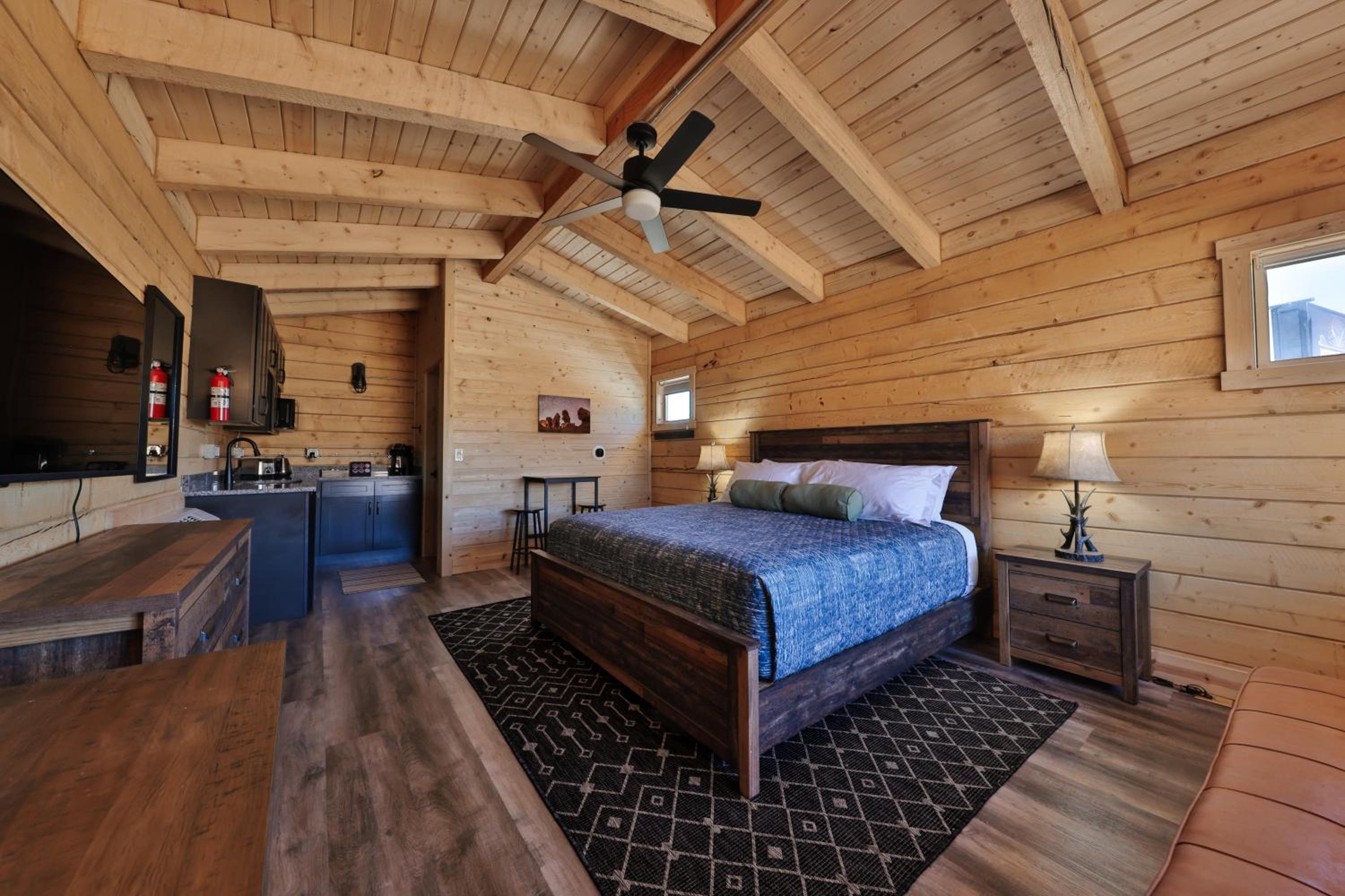 One-Bedroom House photo 1
