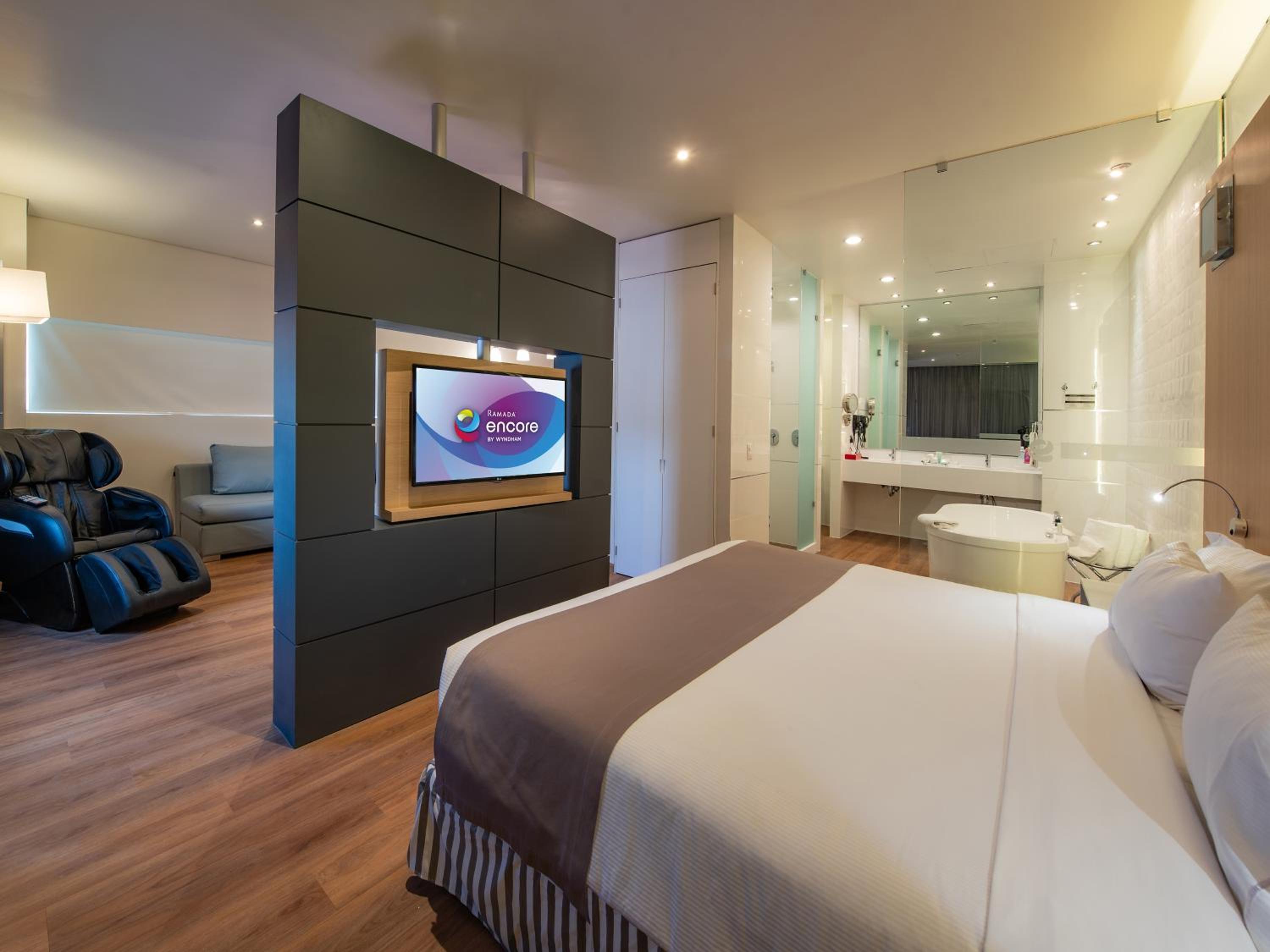 King Suite with Massage Sofa Bed and Hot Tub - Photo 1