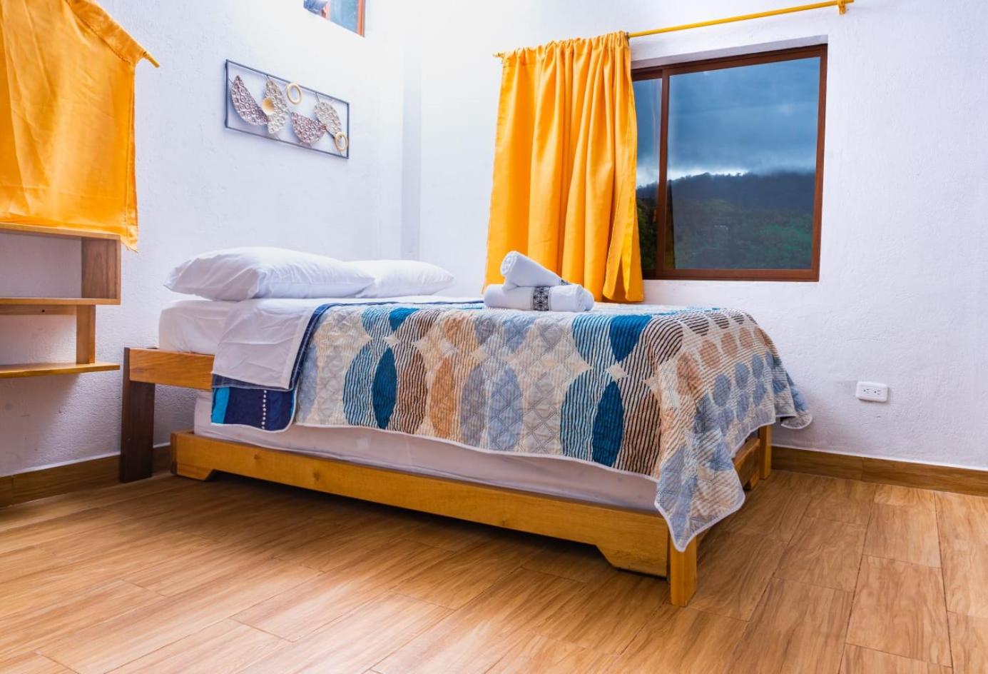 Double Room with Private Bathroom photo 2