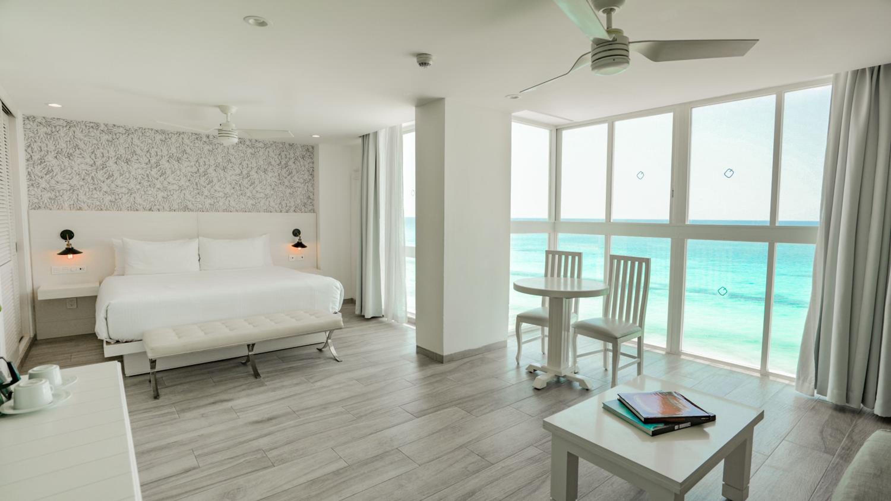 Inspira Junior Suite Ocean Front – Premium Amenities
