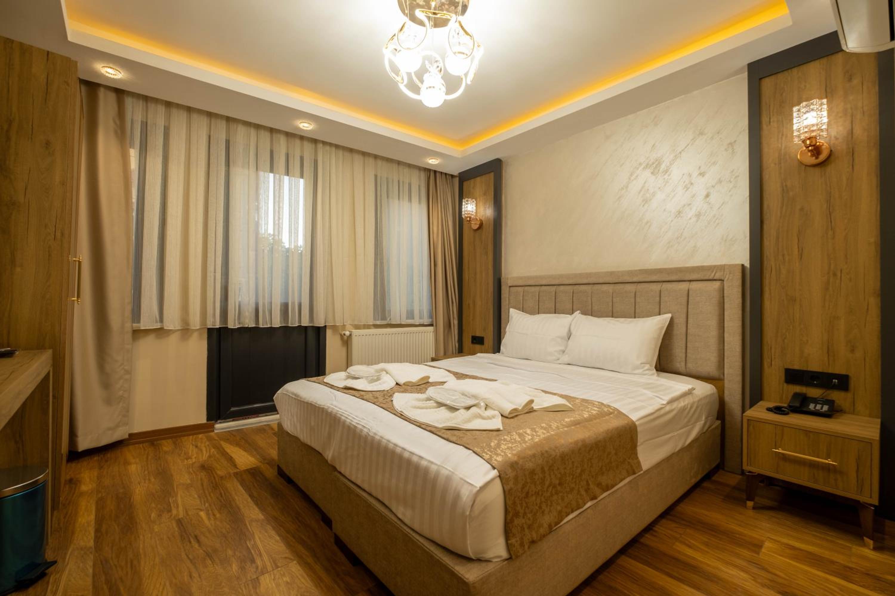Double Room With Balcony photo 1