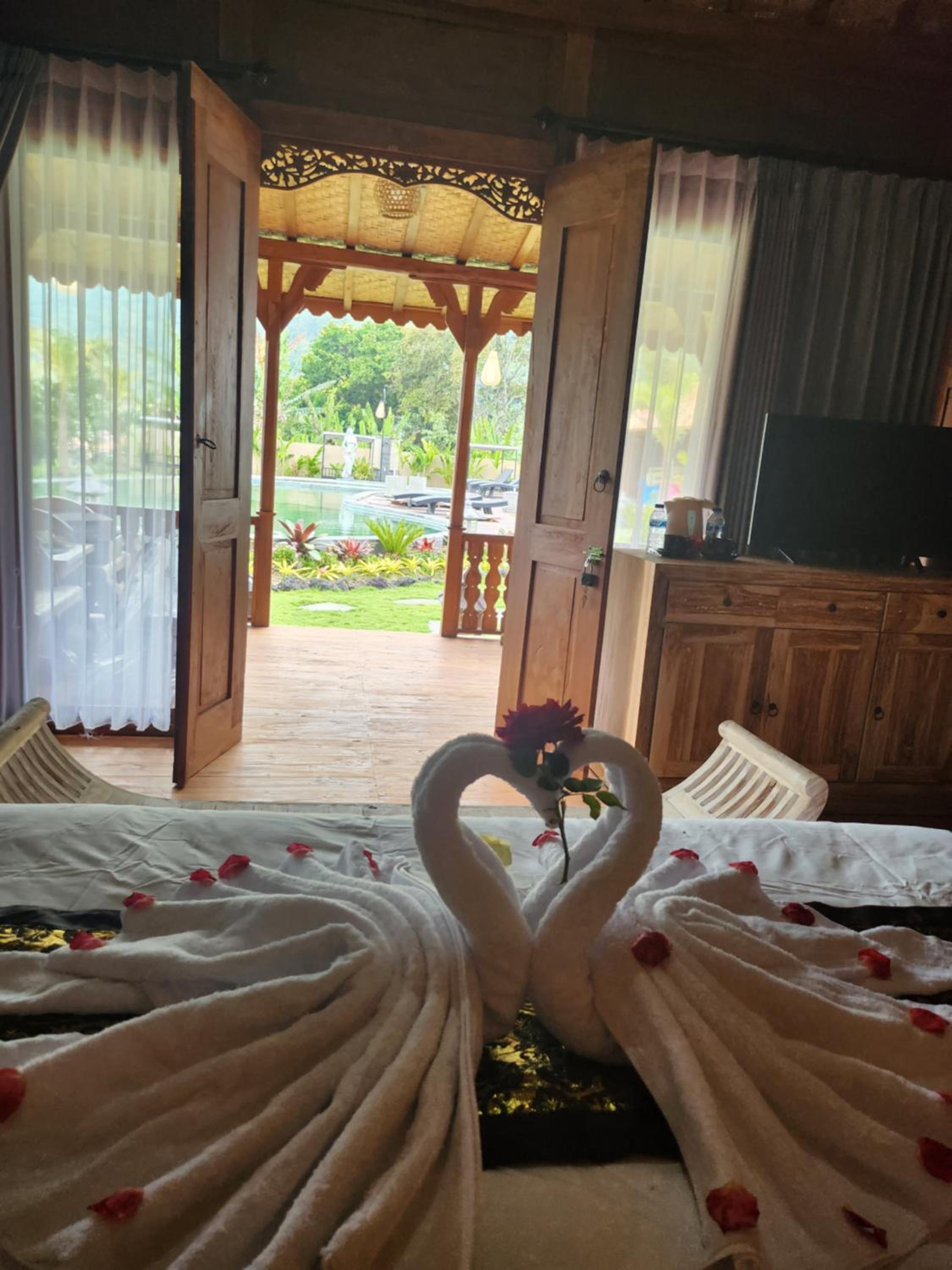 Double Room with Lake View photo 2