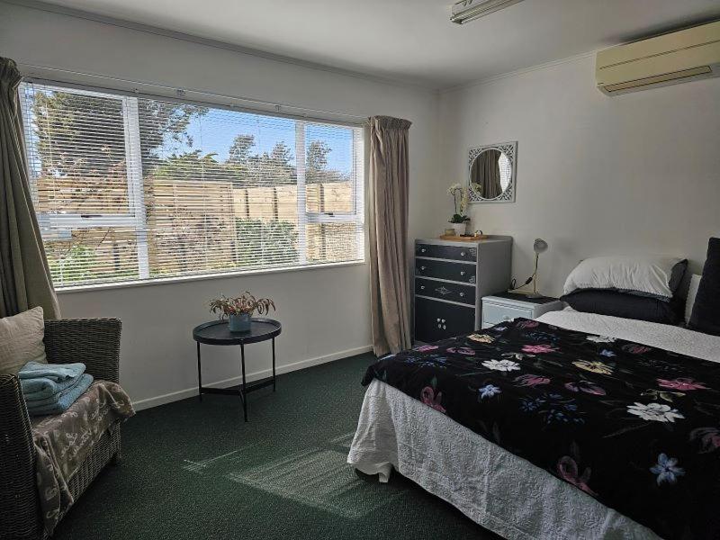 Large Double Room photo 1