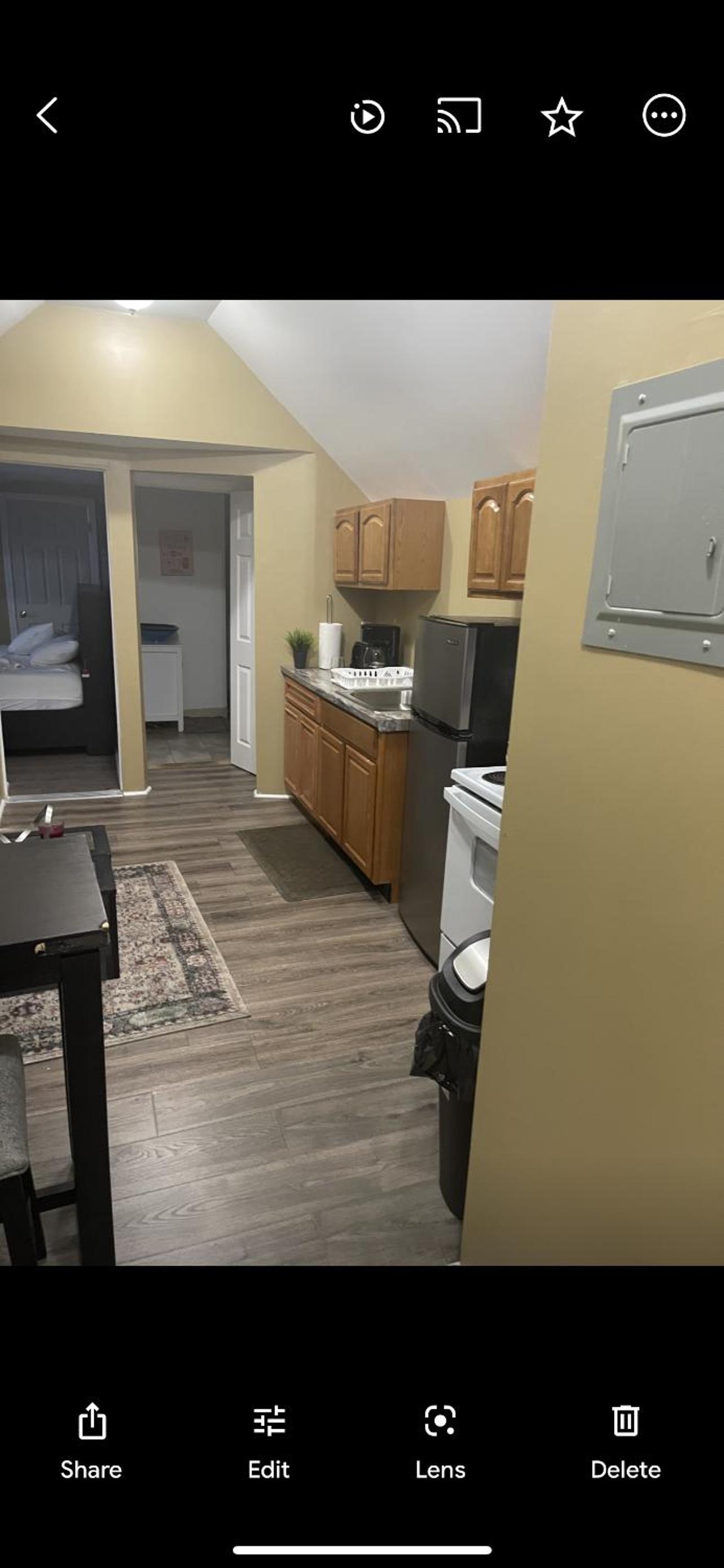 One-Bedroom Apartment photo 3