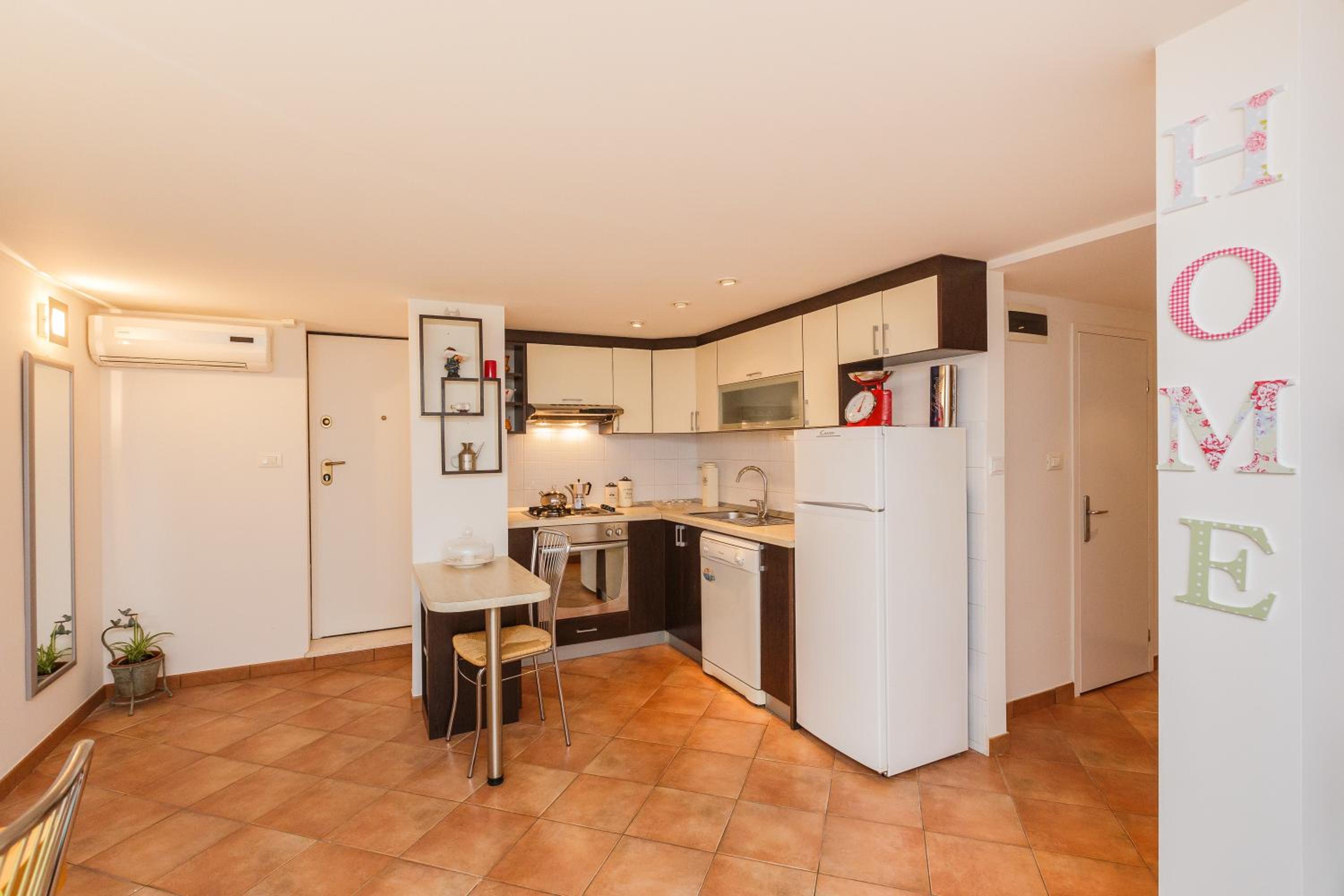 One-Bedroom Apartment - Ground Floor