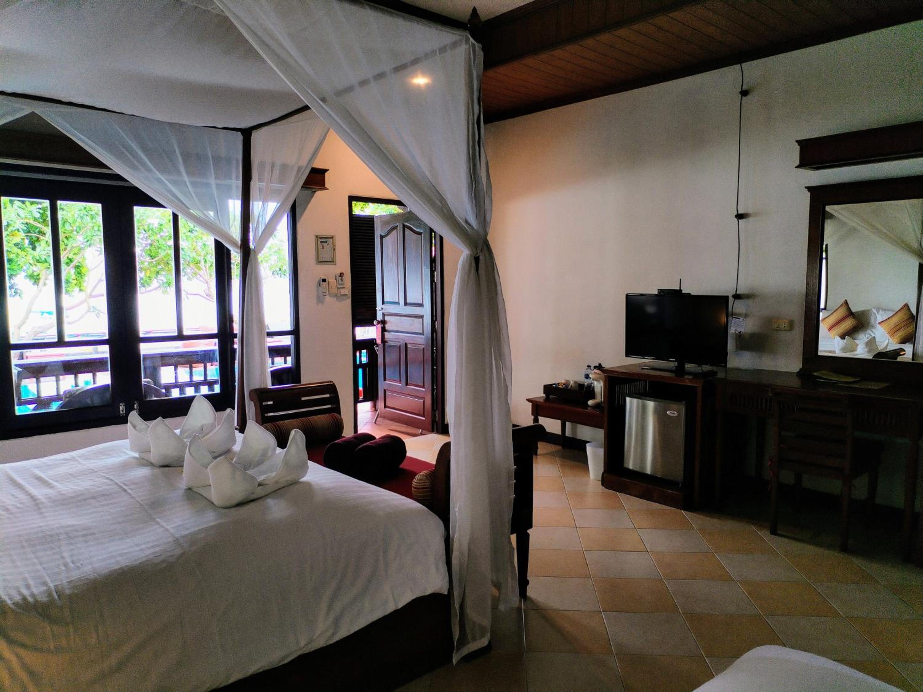 Bungalow with Sea View