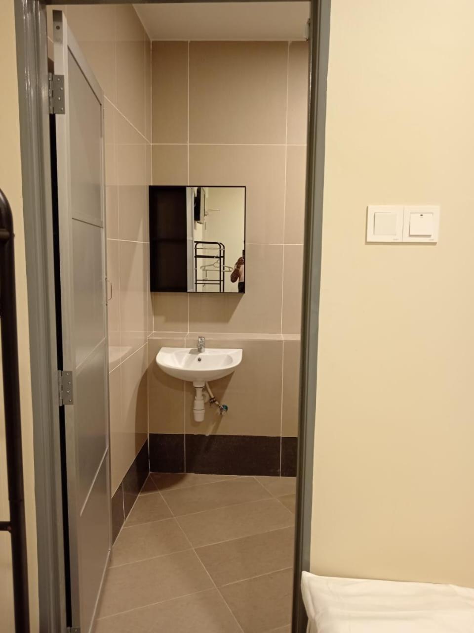Economy Quadruple Room photo 1