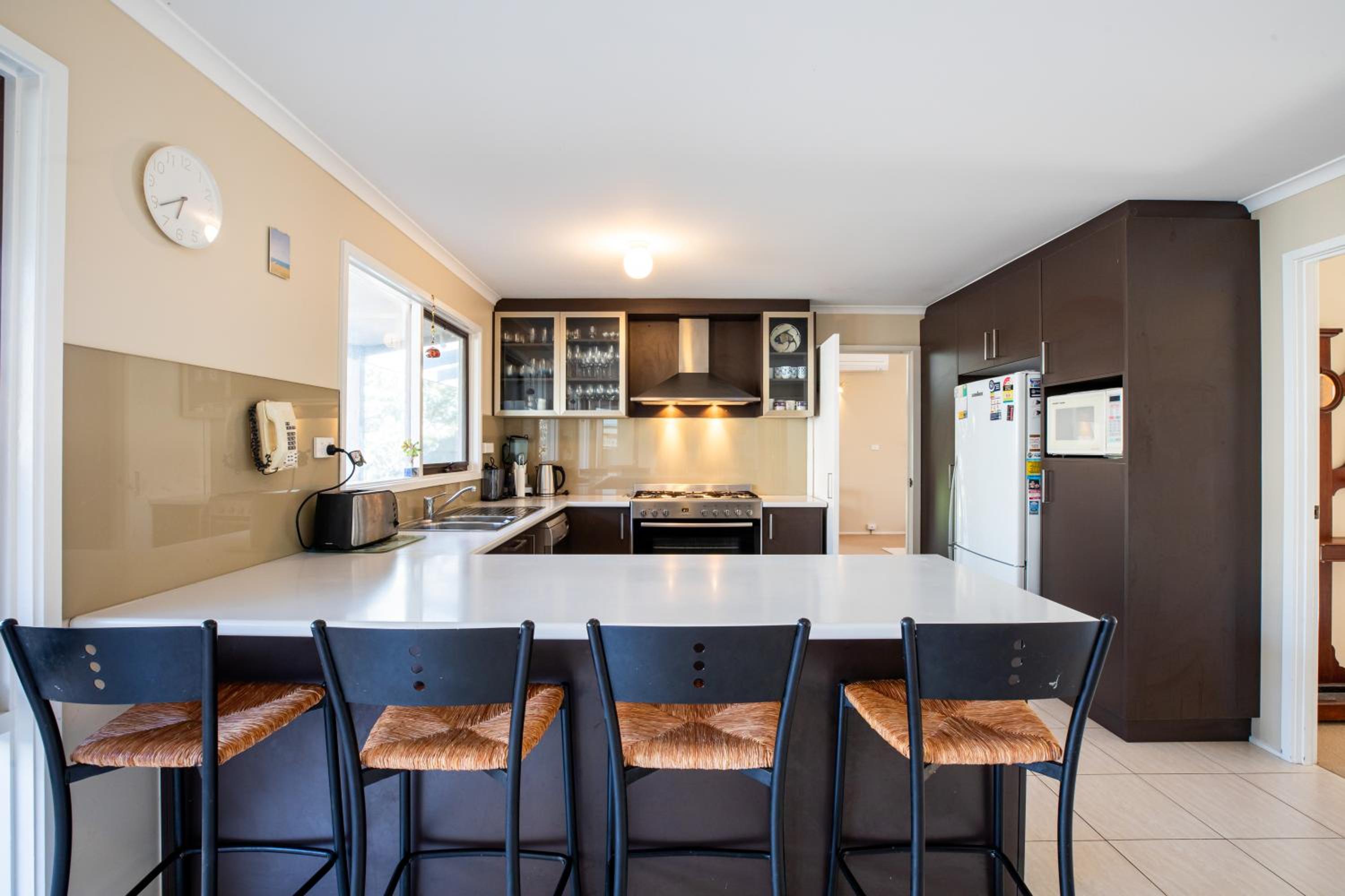 Four-Bedroom House photo 3
