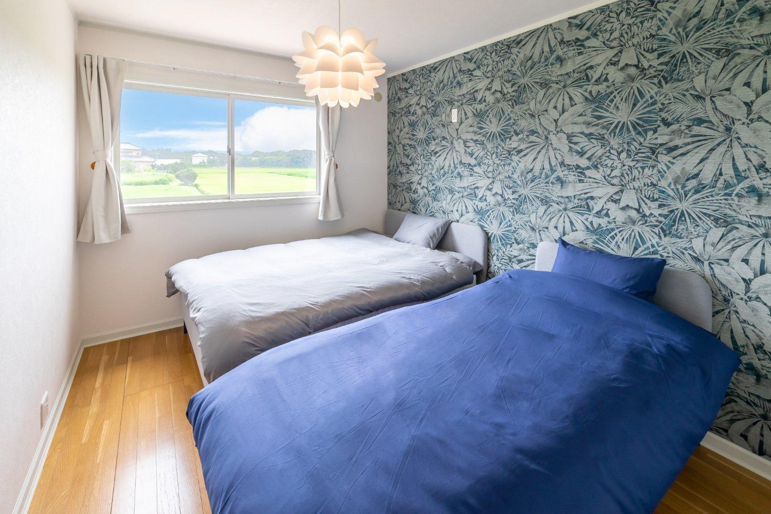 Three-Bedroom House photo 2