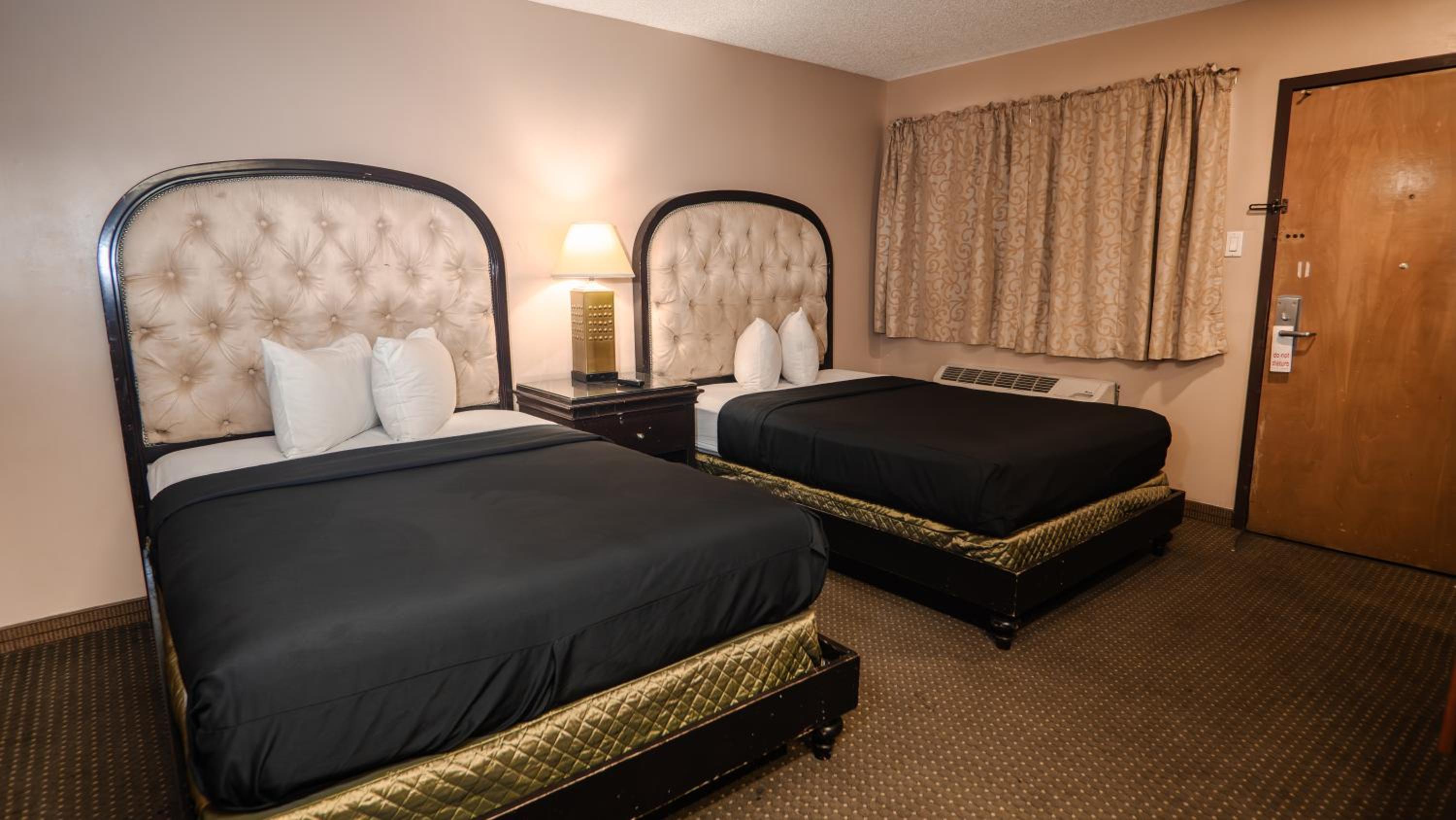 Executive Suite photo 2