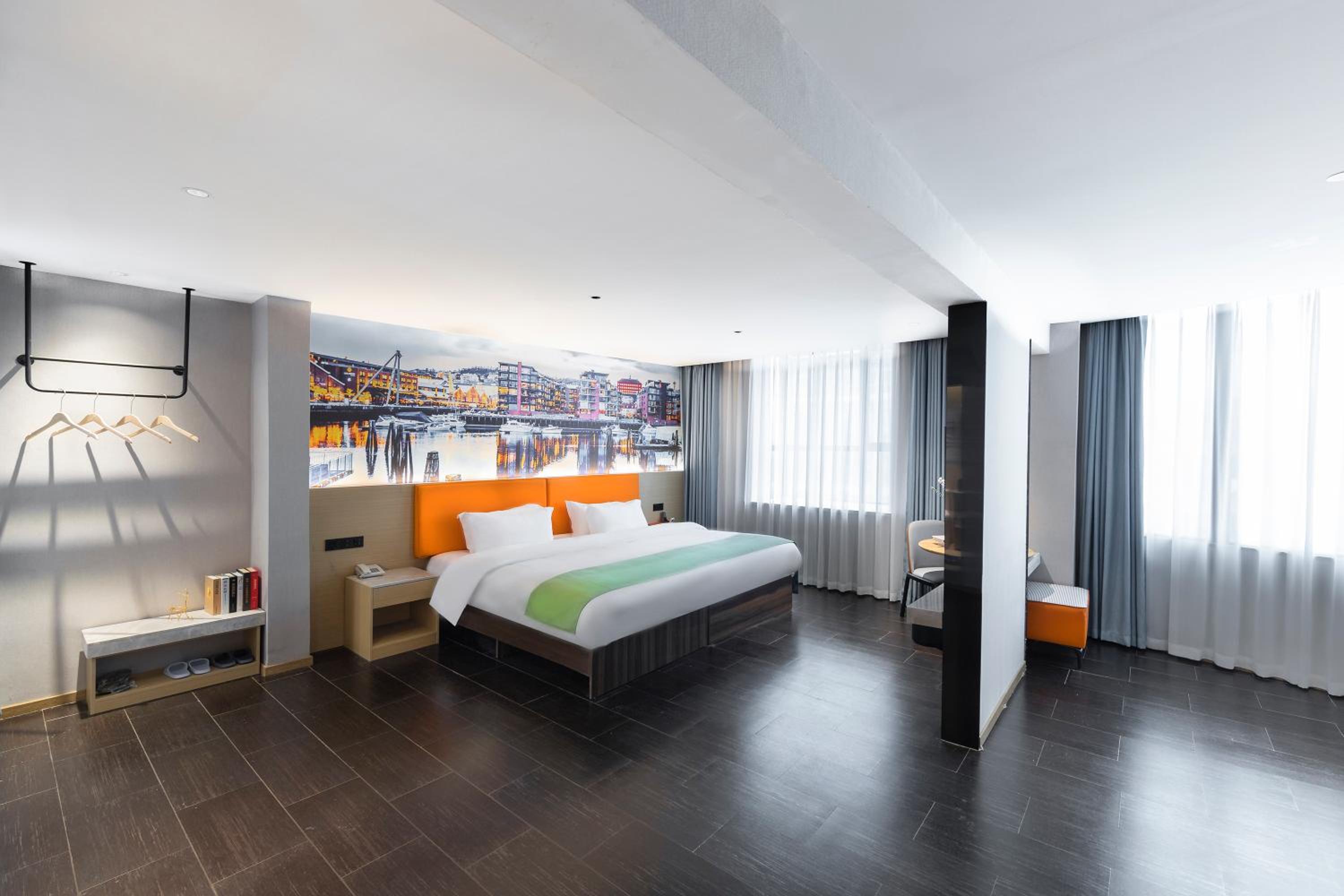 City View Sunshine Suite photo 1