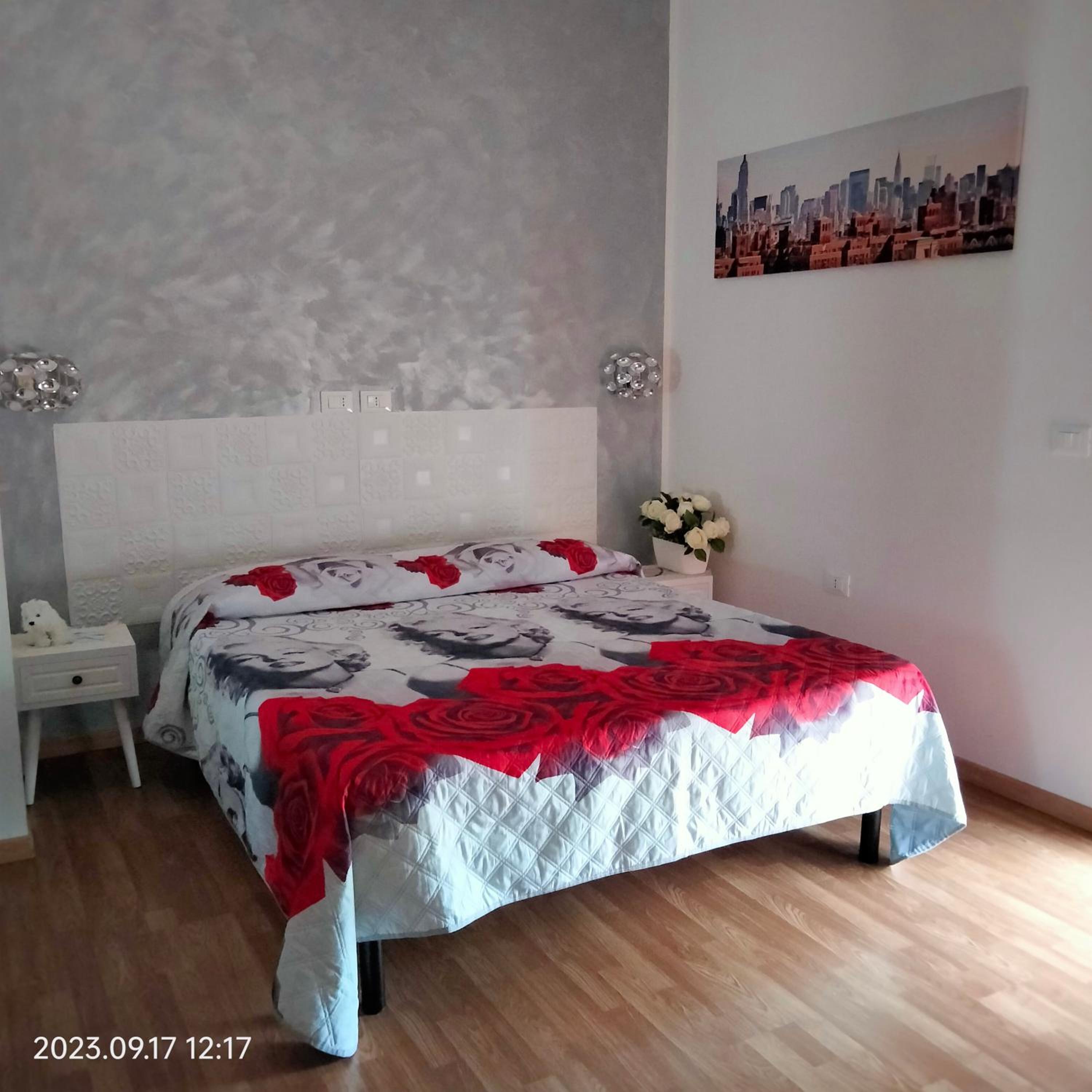 Double Room - Photo 1